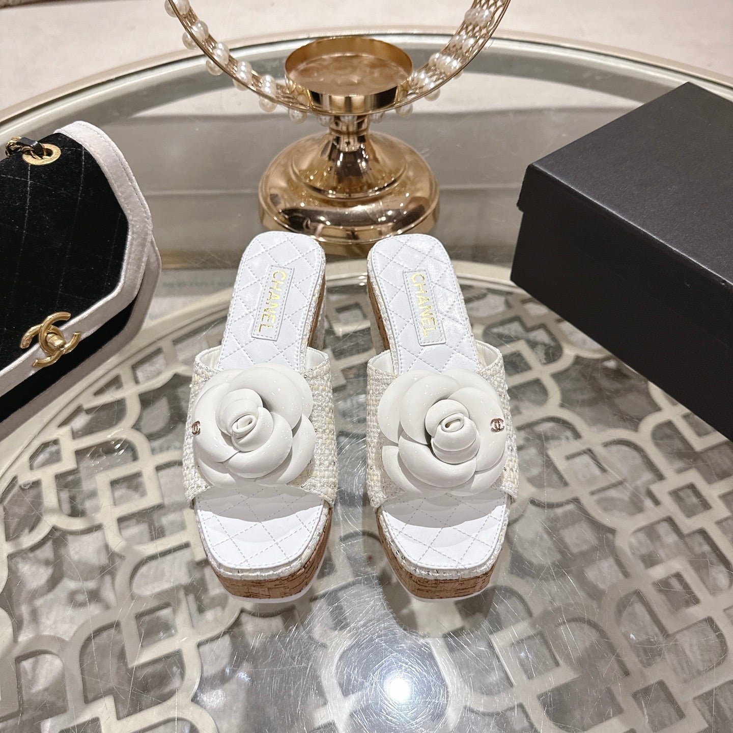 CC 26s Camellia Platform Slippers 65 White Tweed Leather 627054