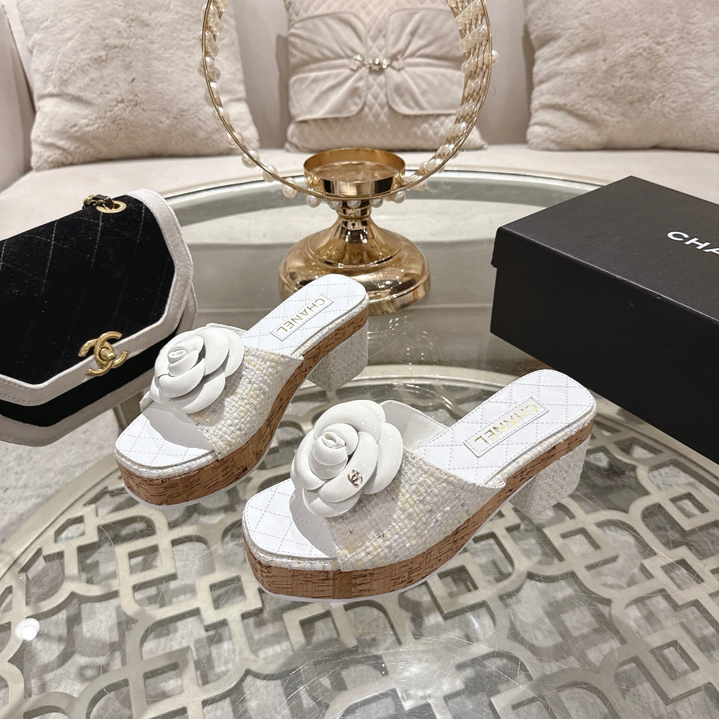 CC 26s Camellia Platform Slippers 65 White Tweed Leather 627054