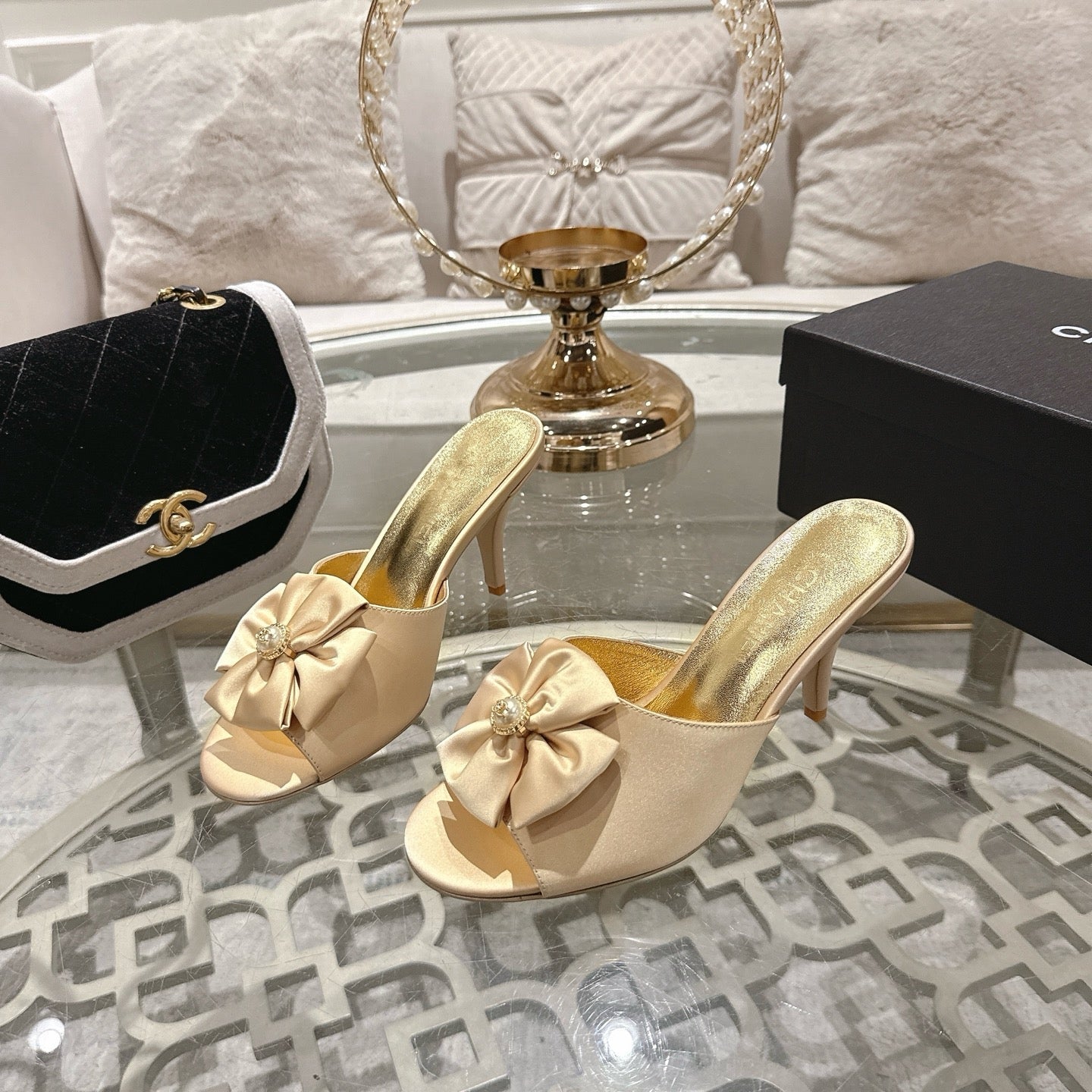 CC 26s Camellia High-Heeled Slippers Beige Gold Sheepskin 627026