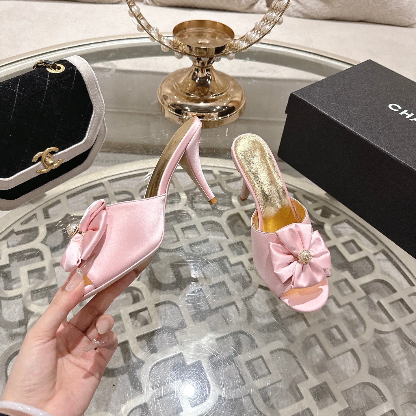 CC 26s Camellia High-Heeled Slippers Pink Gold Sheepskin 627028