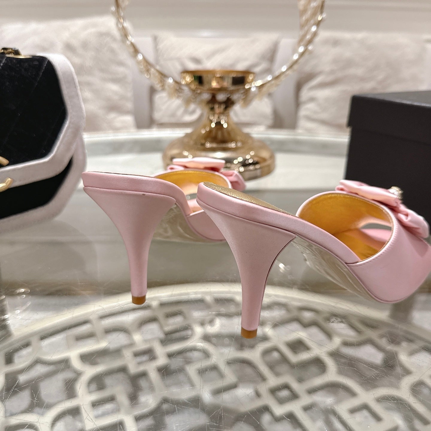 CC 26s Camellia High-Heeled Slippers Pink Gold Sheepskin 627028