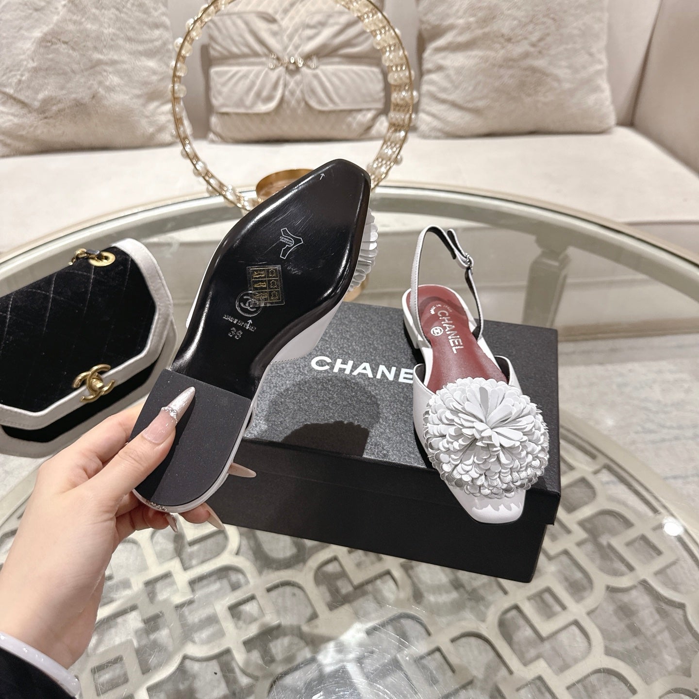 CC 26s Floral Backless Sandals White Sheepskin 627021