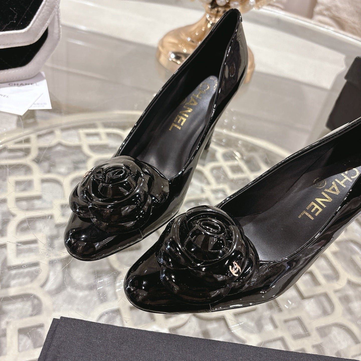 CC 26s High Heels Pump 85 Beige Black Patent Leather 627006