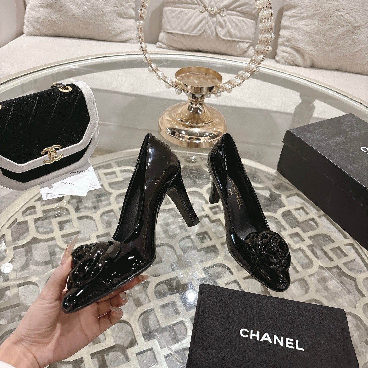 CC 26s High Heels Pump 85 Beige Black Patent Leather 627006