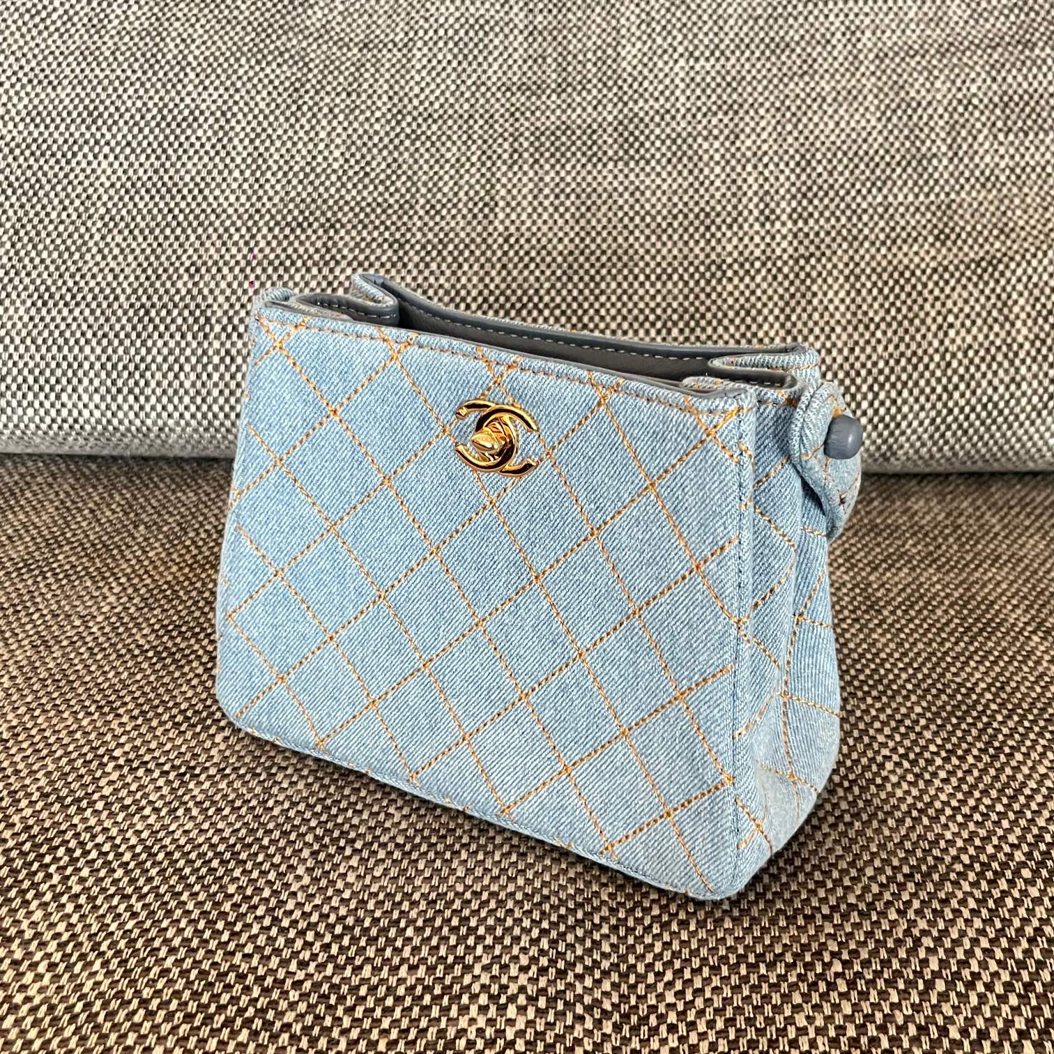 Chanel 2026 Vintage Matelasse Mini Bag 18cm Denim Leather