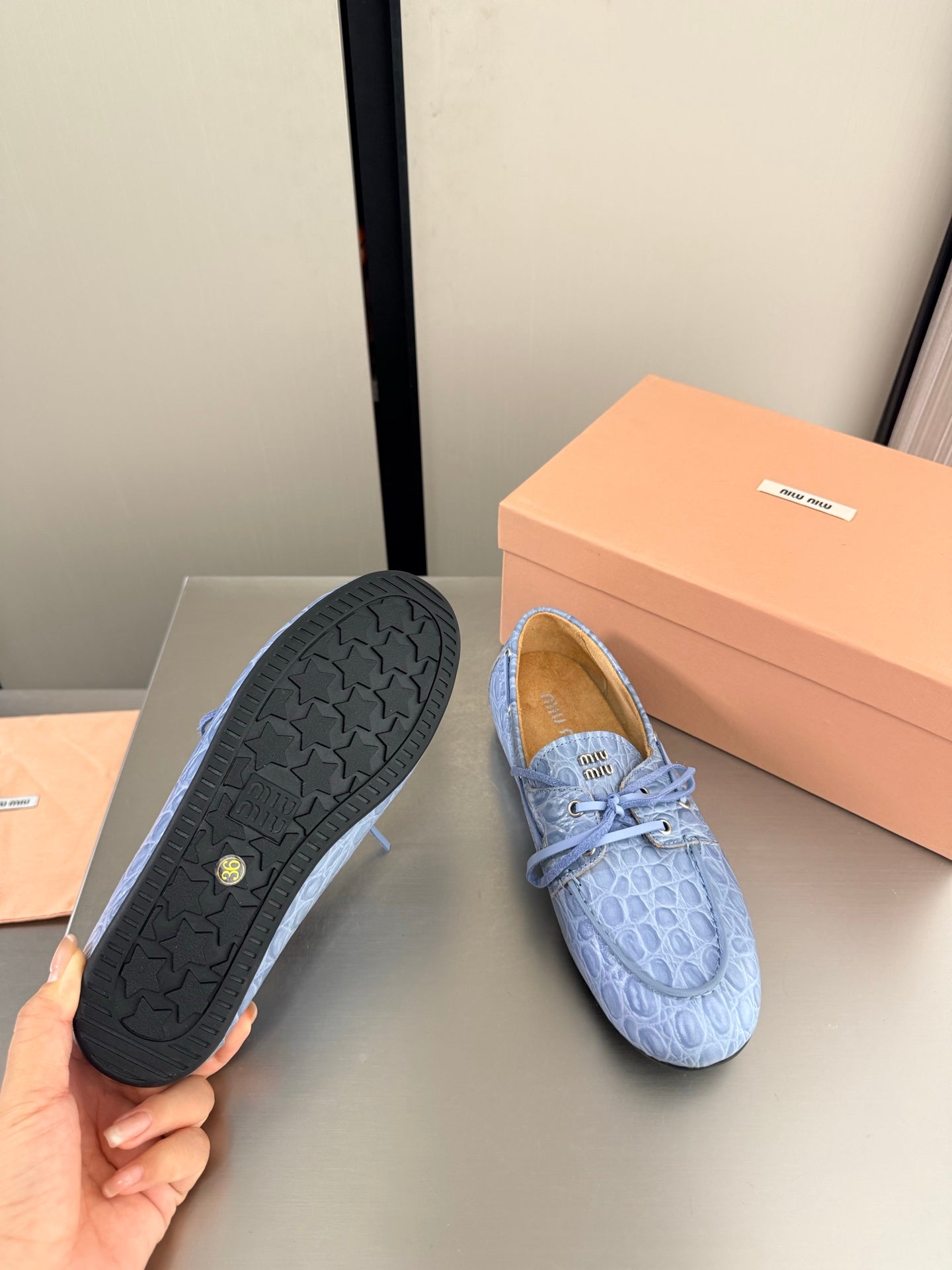 Miumiu 2026 Crocodile Embossed Loafers Cowhide 929698