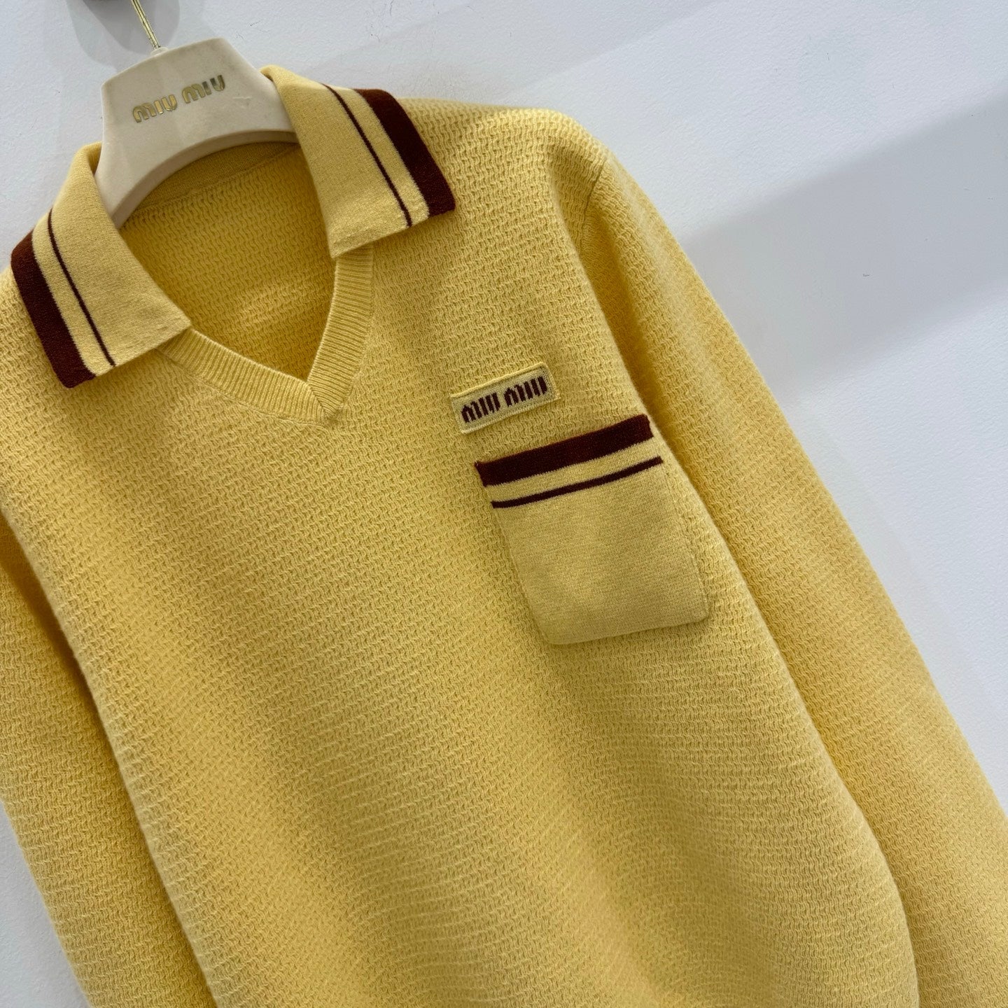 Miumiu 2026 Long-sleeved Shirt With Lapel Collar Yellow Cashmere 417644