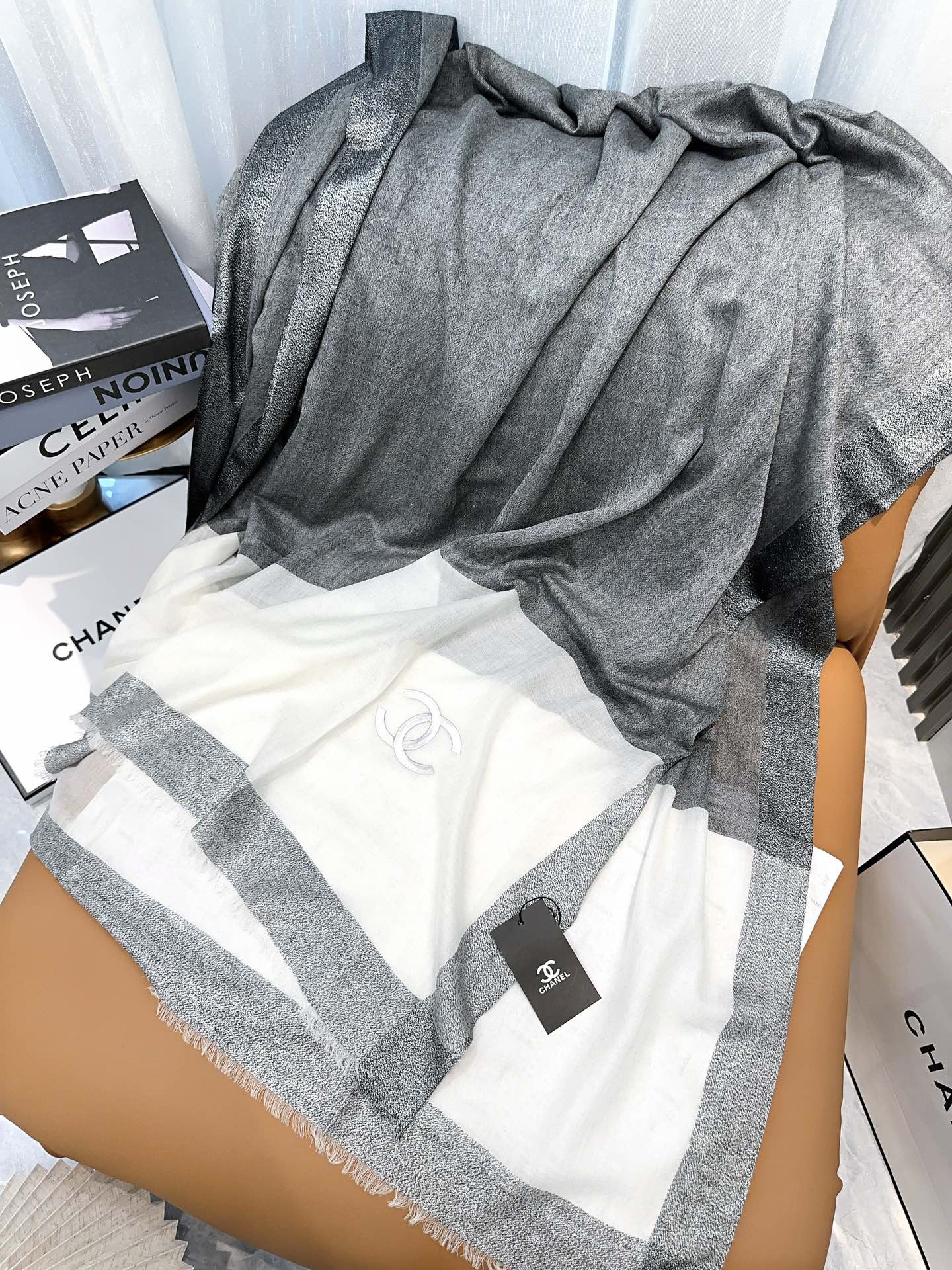 CC Scarf 200 CM In Grey Mix White Cashmere Silk  416880