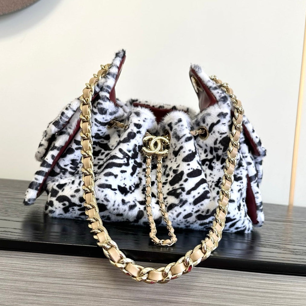 Chanel 2026 Leopard Print Hobo Bag 22cm White Black Ponyhair Leather