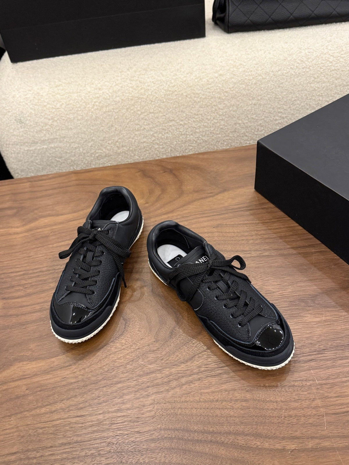 Chanel 2026 Low-Top Sneakers Cowhide 173100