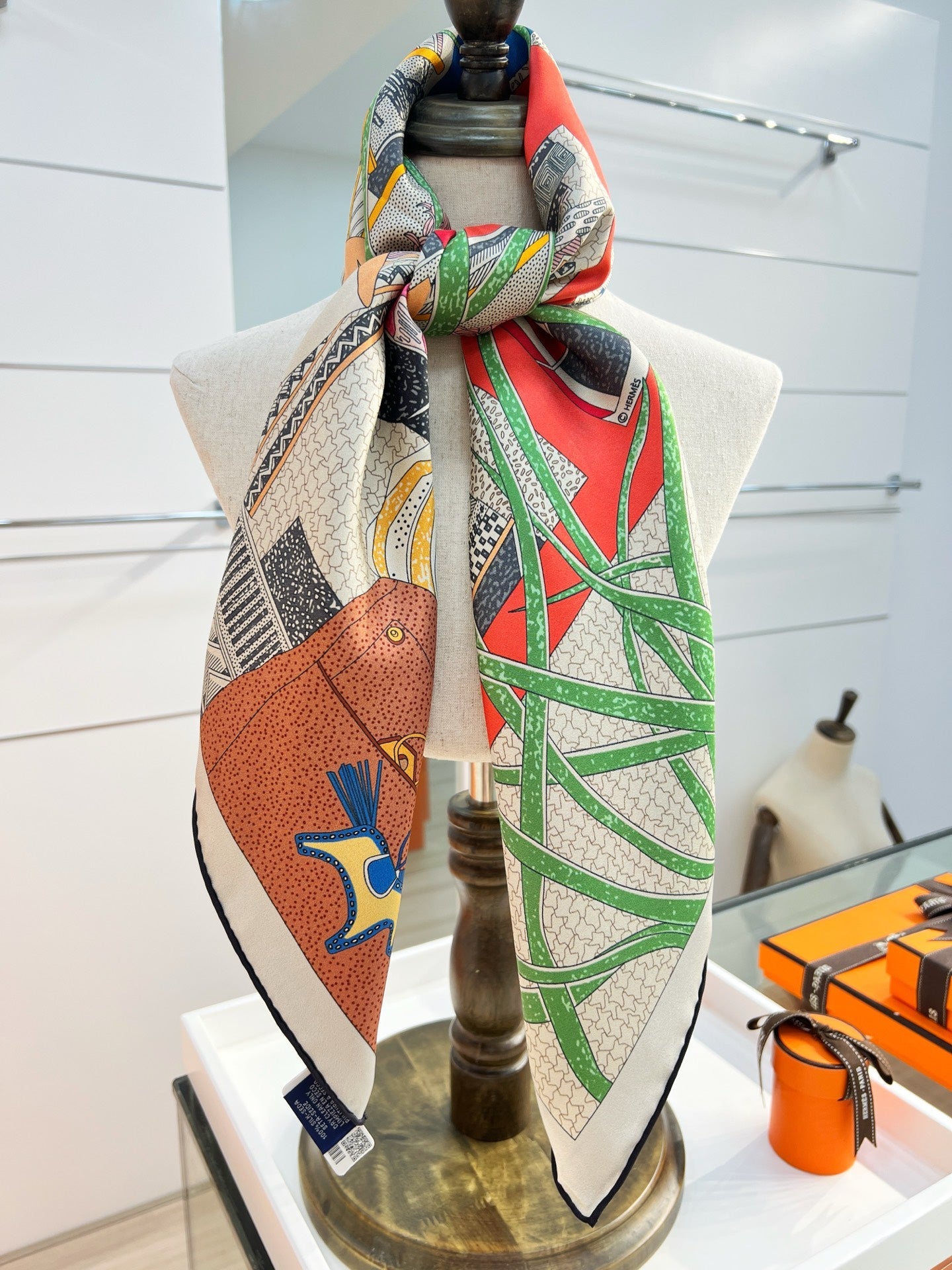 HM 26s Knitting Scarf 90 Red Pink Colorful Mulberry Silk 148045