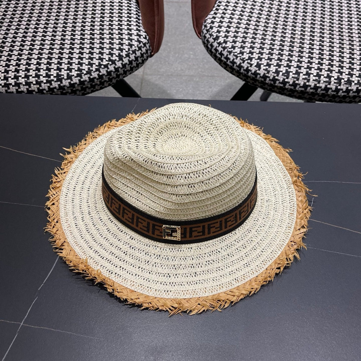 Fendi Wide-Brimmed Straw Hat 491777