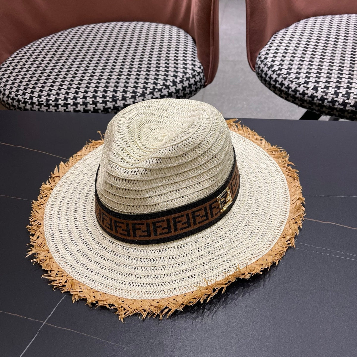 Fendi Wide-Brimmed Straw Hat 491777