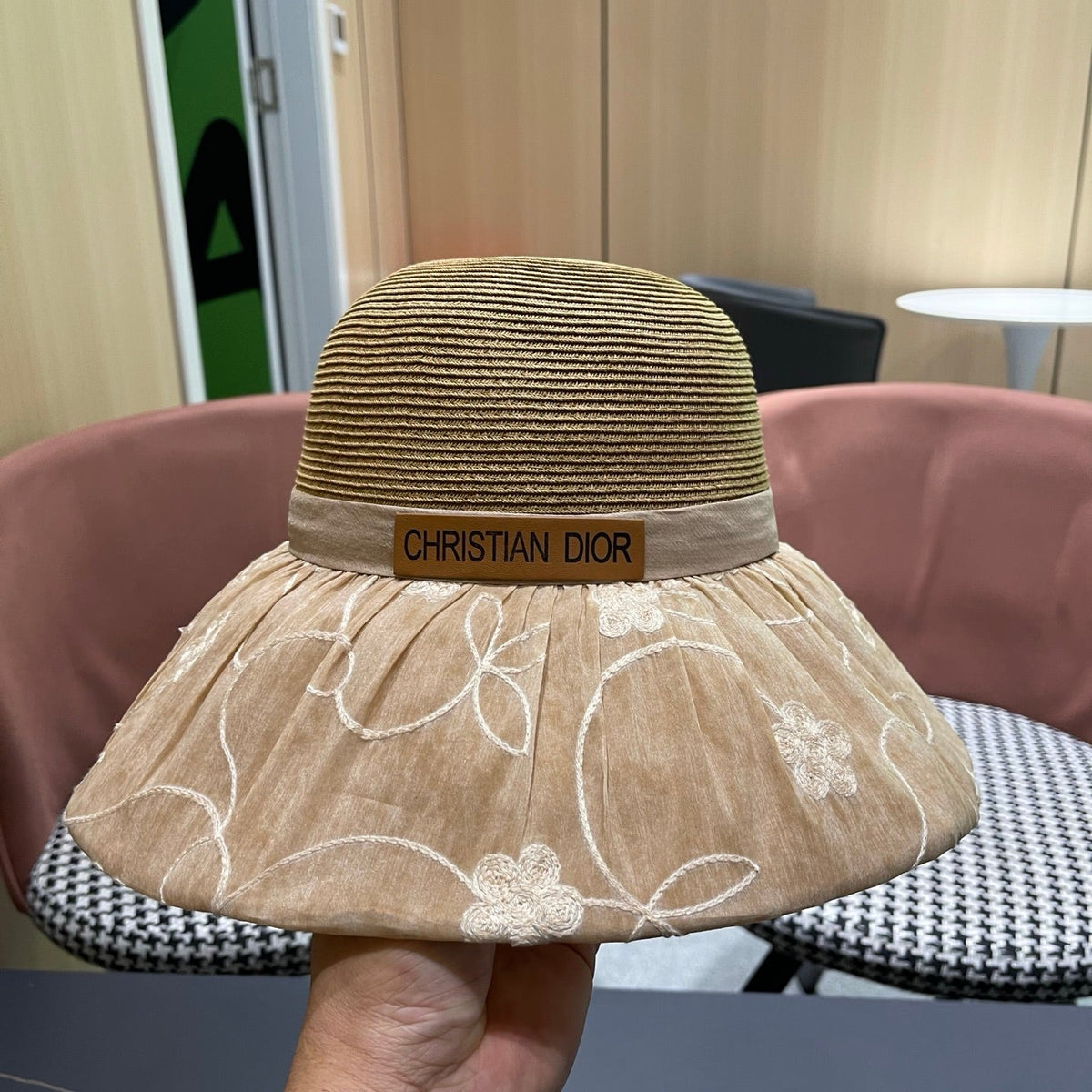Dior Straw Bow Bucket Hat 497554