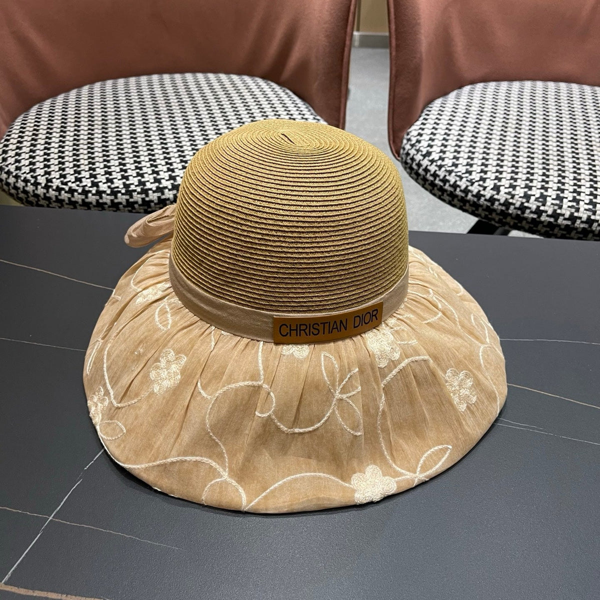Dior Straw Bow Bucket Hat 497554