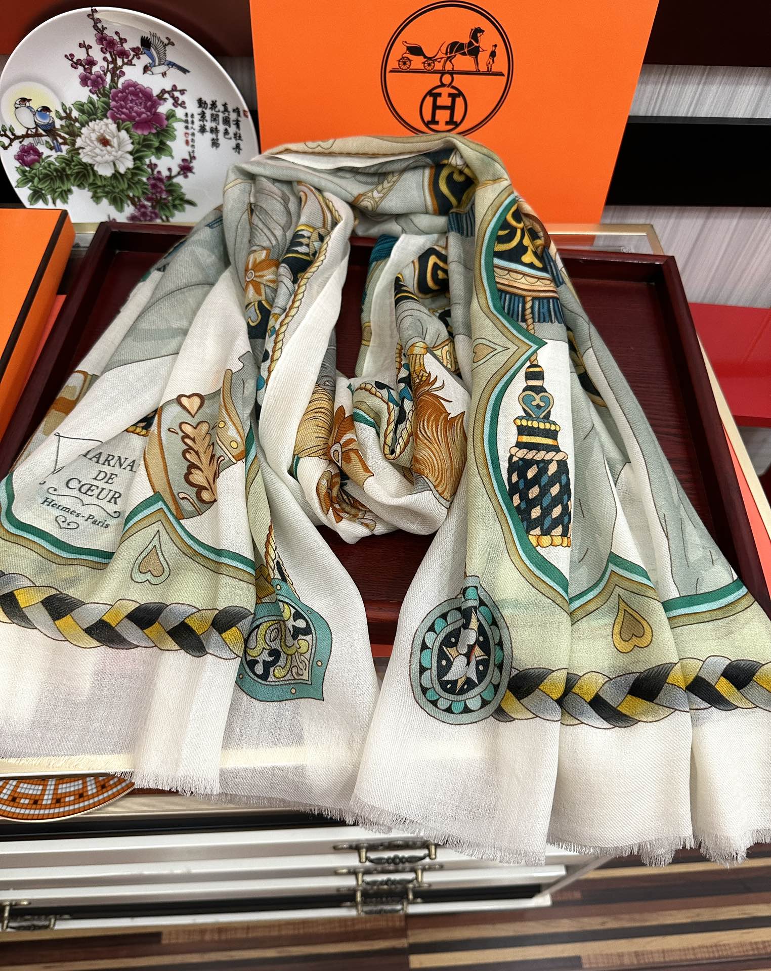 HM 25s Scarf 200cm White Beige Blue  Cashmere 976425