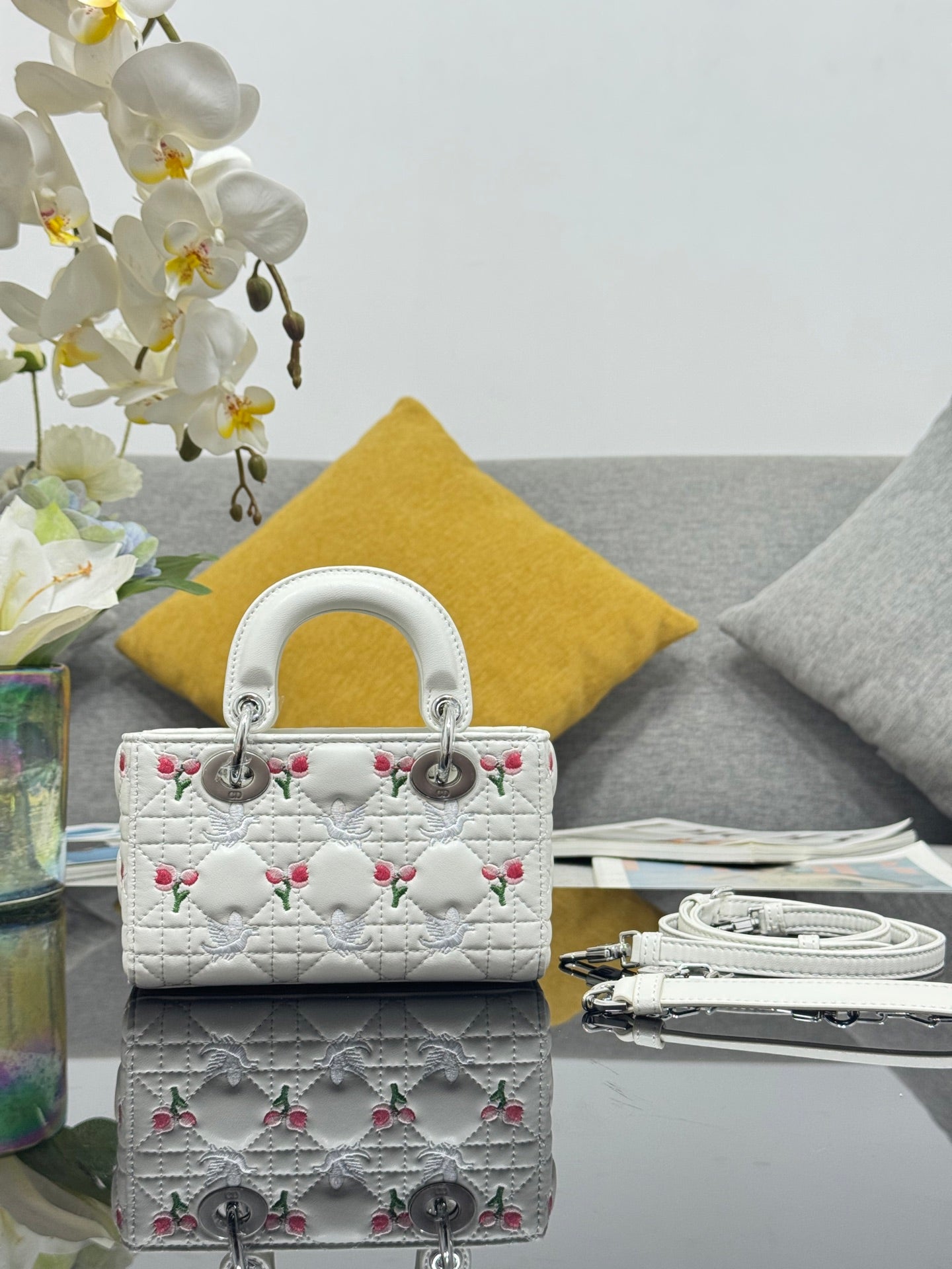 Dior 2026 Lady D-Joy Micro 16cm White Lambskin 158851