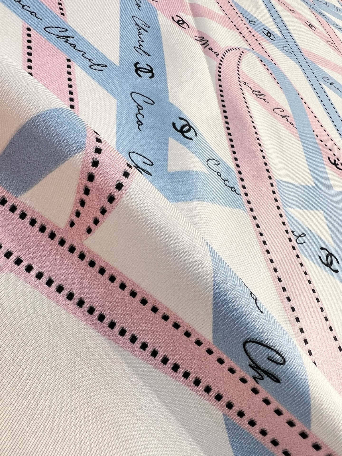 Chanel 2026 Chain Pattern Scarf 90*90cm Silk 212126