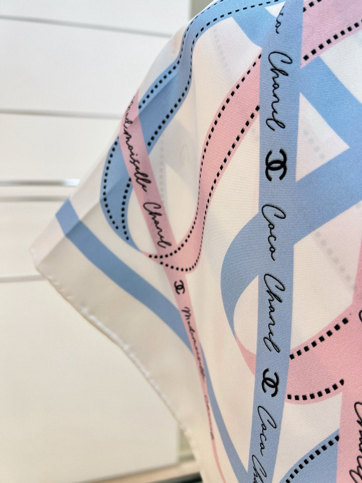 Chanel 2026 Chain Pattern Scarf 90*90cm Silk 212126