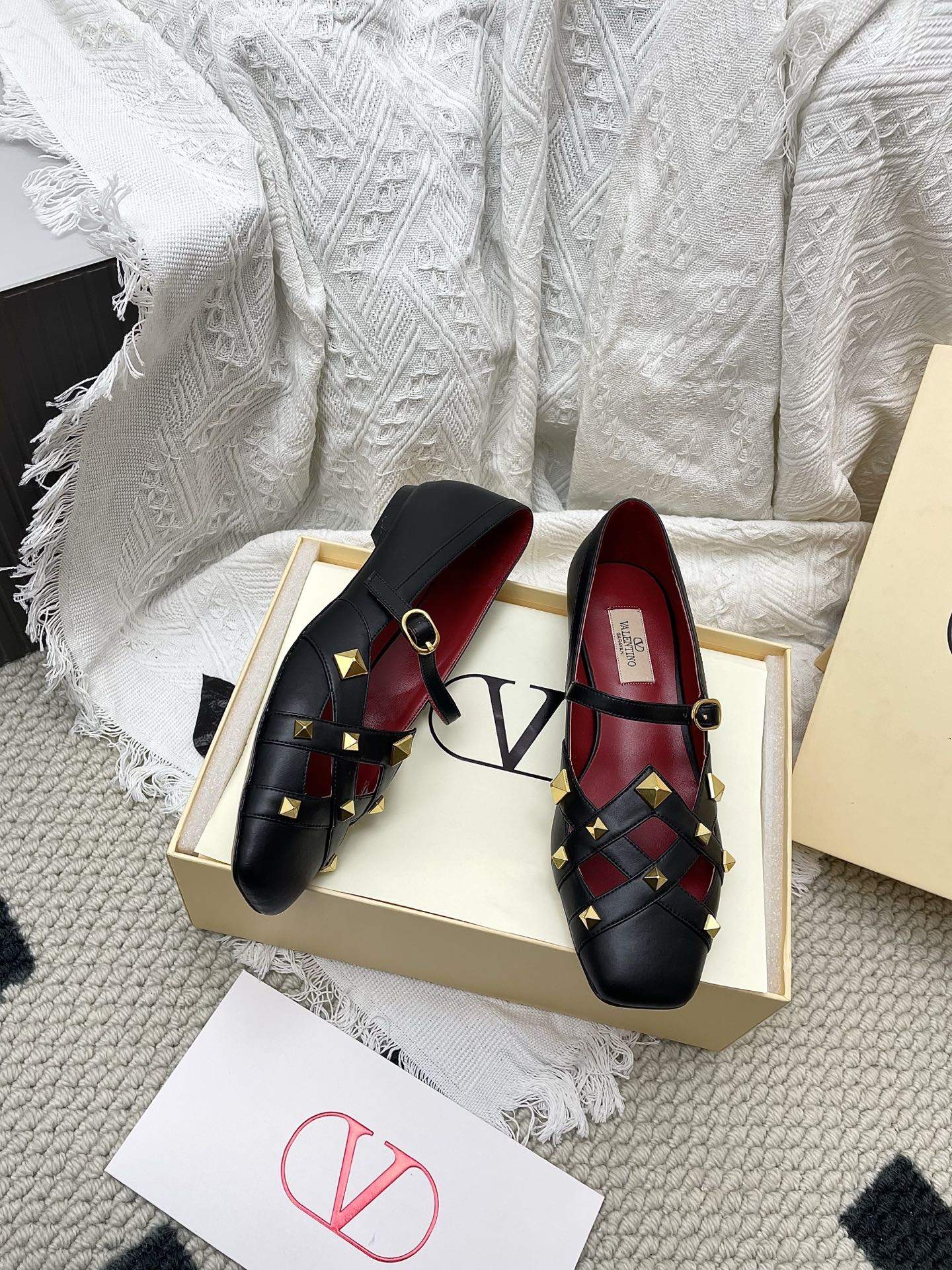 VT 26s Mary Jane Ballet Flats Black Burgundy Lambskin 611366