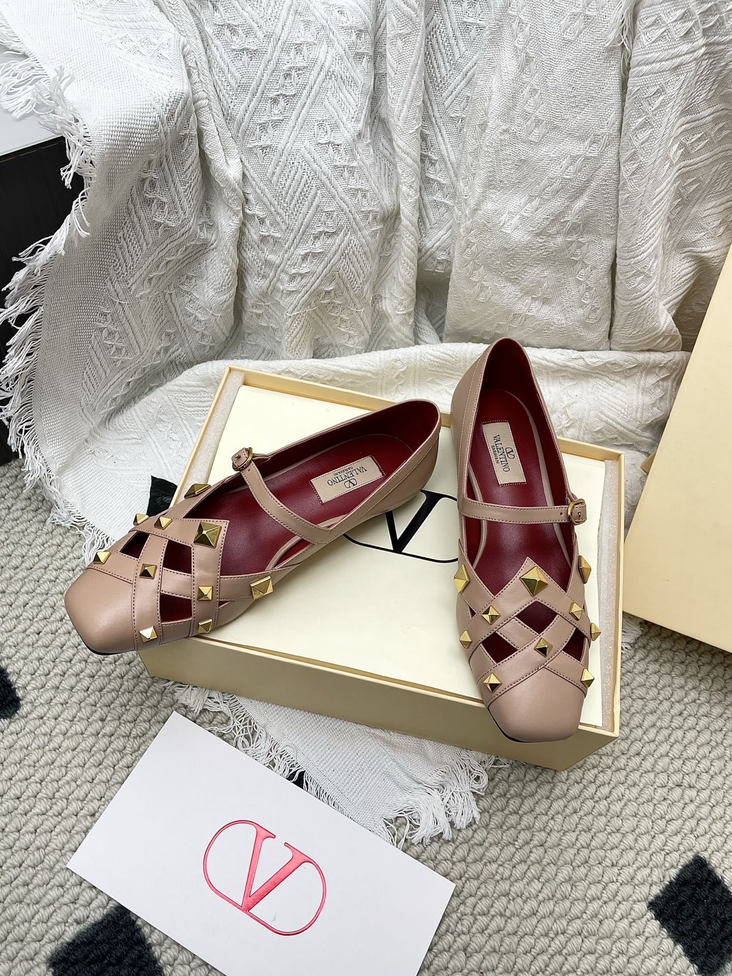 VT 26s Mary Jane Ballet Flats Beige Burgundy Lambskin 611368