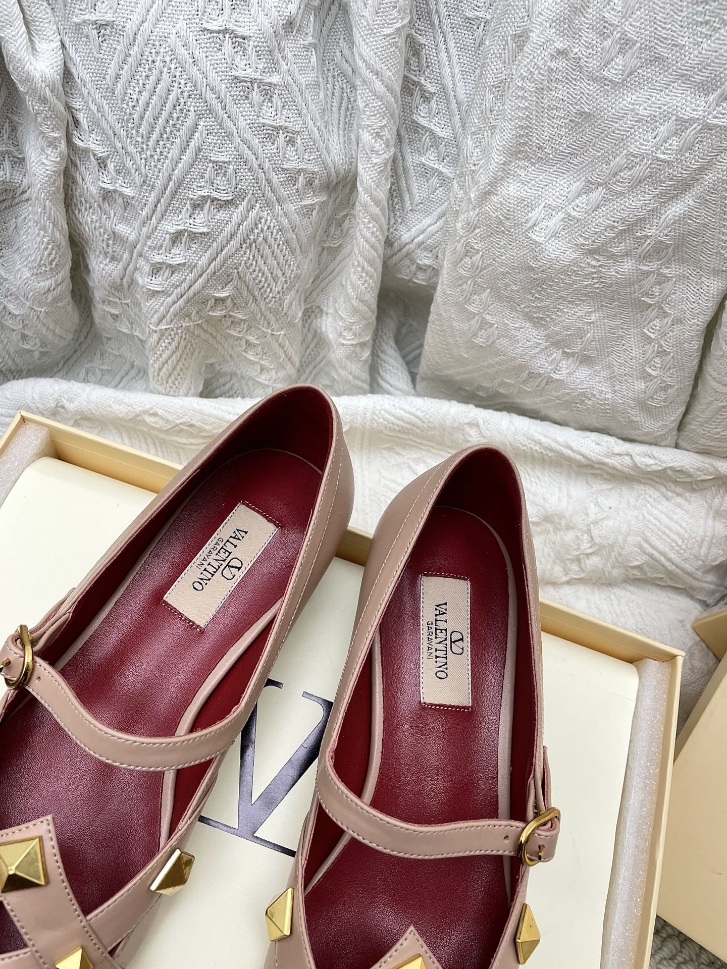 VT 26s Mary Jane Ballet Flats Beige Burgundy Lambskin 611368