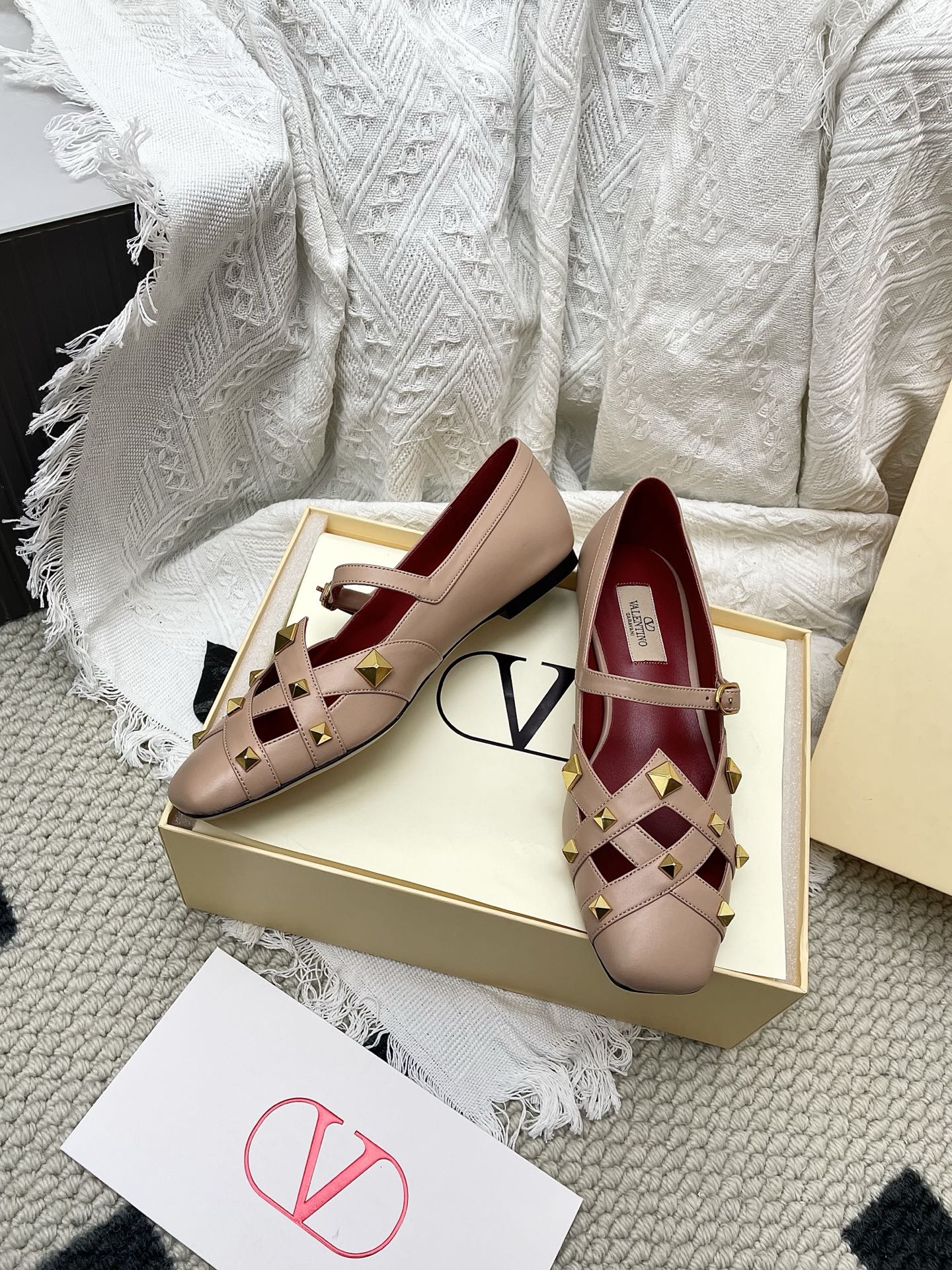 VT 26s Mary Jane Ballet Flats Beige Burgundy Lambskin 611368