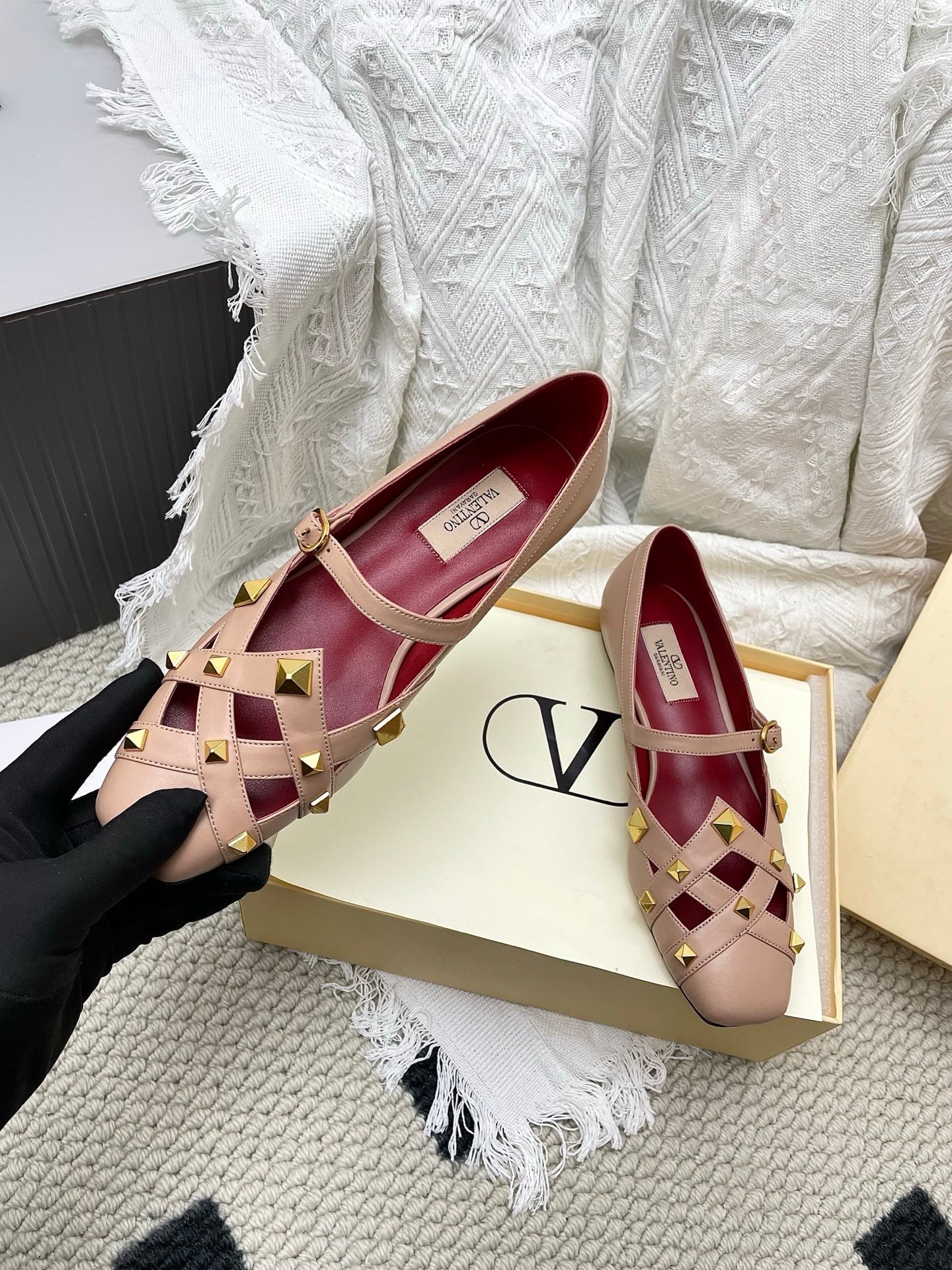 VT 26s Mary Jane Ballet Flats Beige Burgundy Lambskin 611368