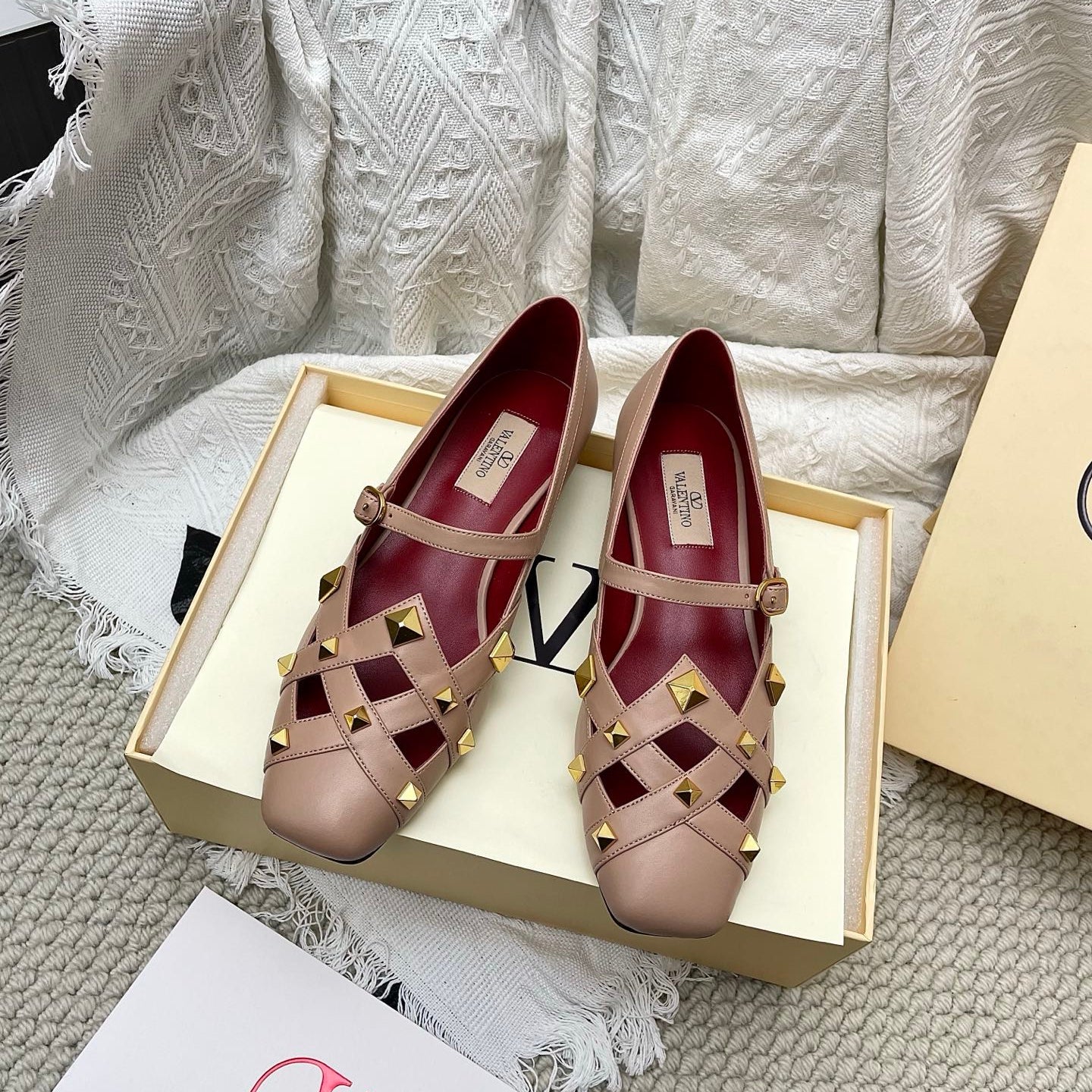 VT 26s Mary Jane Ballet Flats Beige Burgundy Lambskin 611368