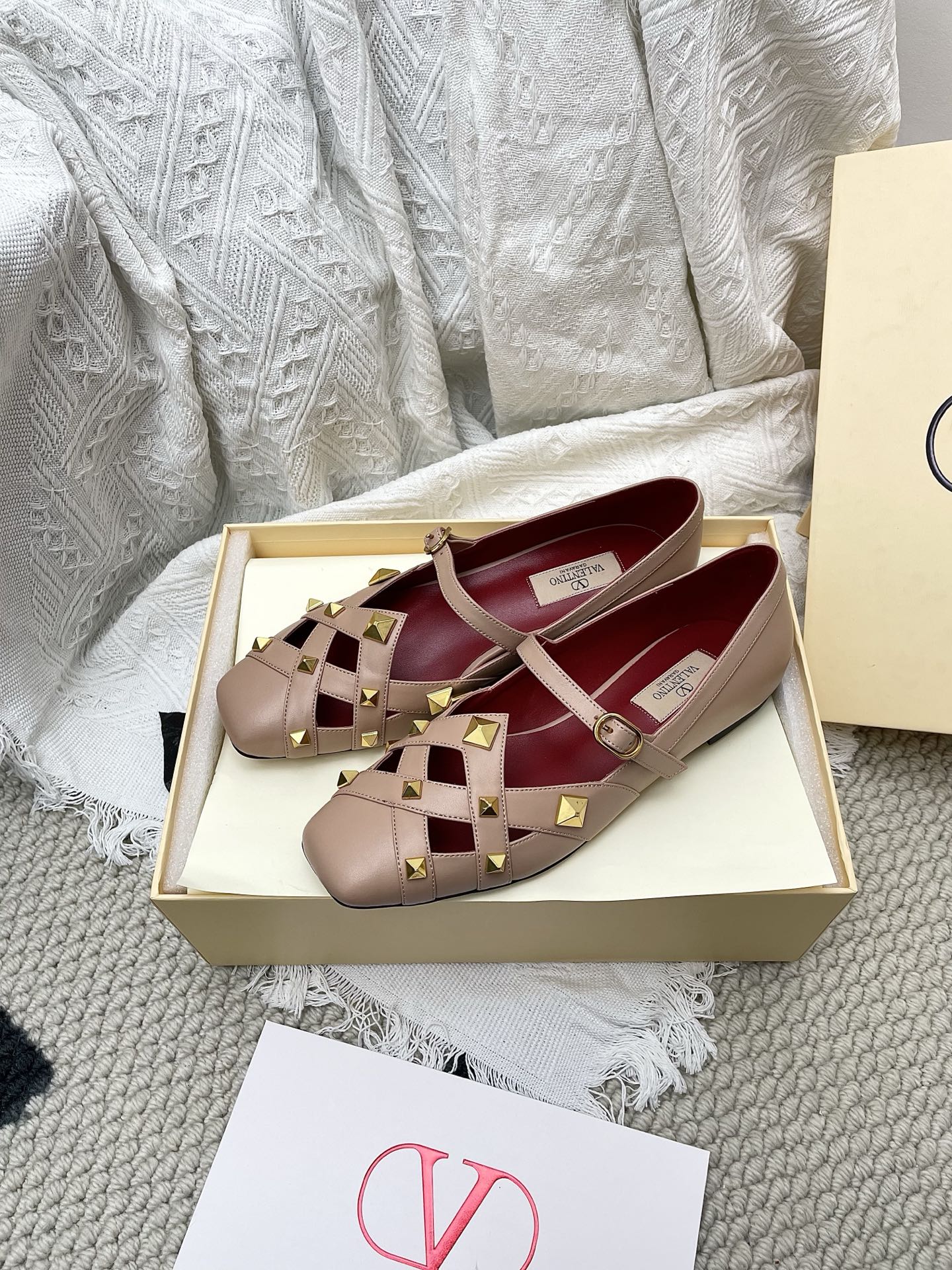 VT 26s Mary Jane Ballet Flats Beige Burgundy Lambskin 611368