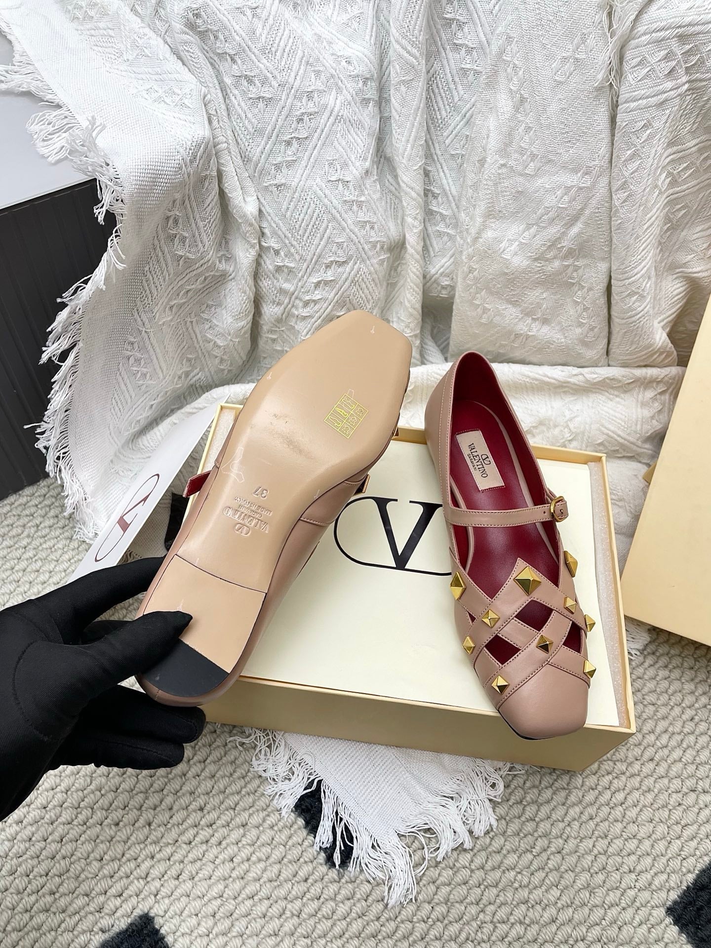 VT 26s Mary Jane Ballet Flats Beige Burgundy Lambskin 611368