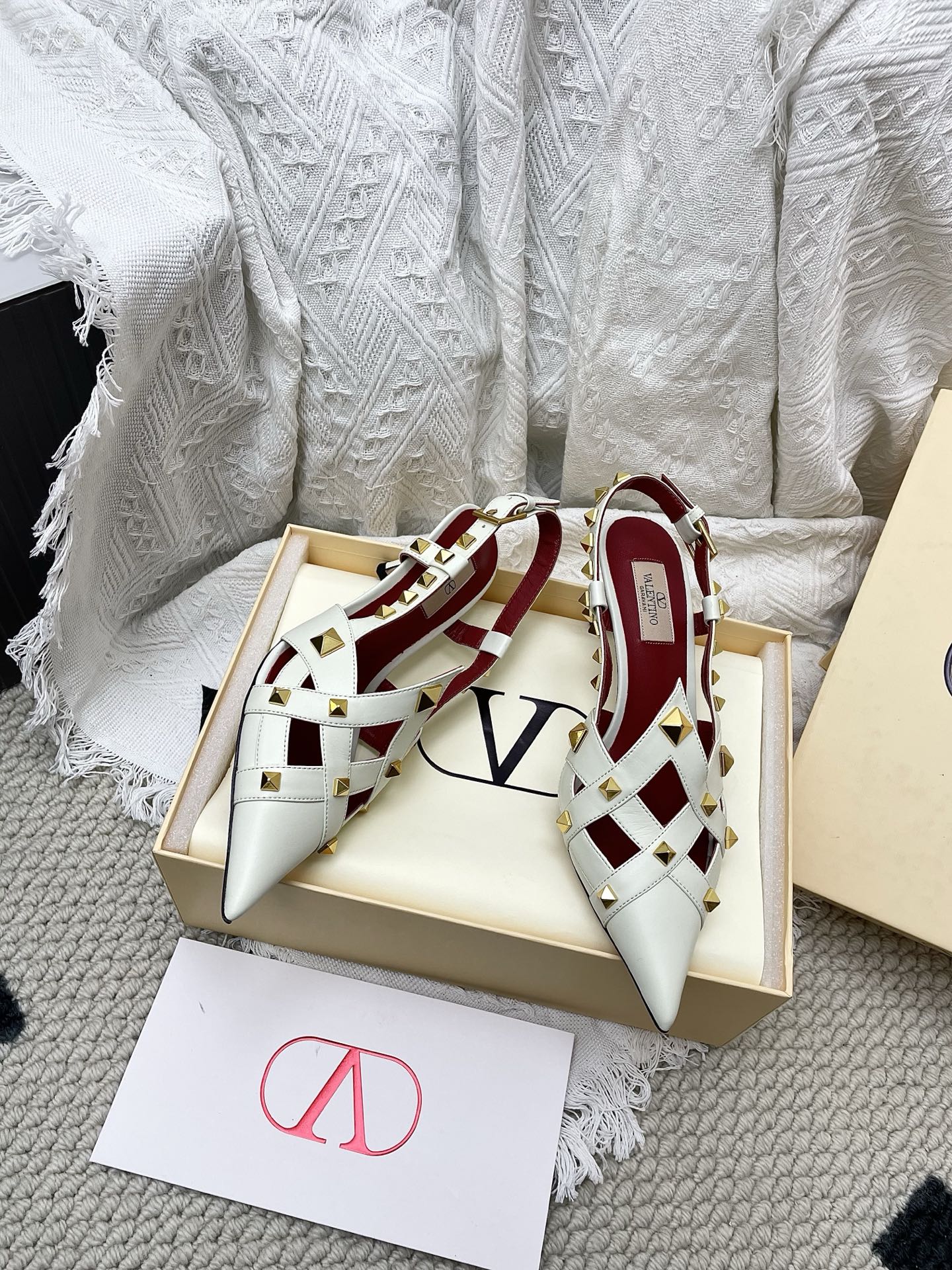 VT 26s Slingback 60 White Burgundy Lambskin 611369