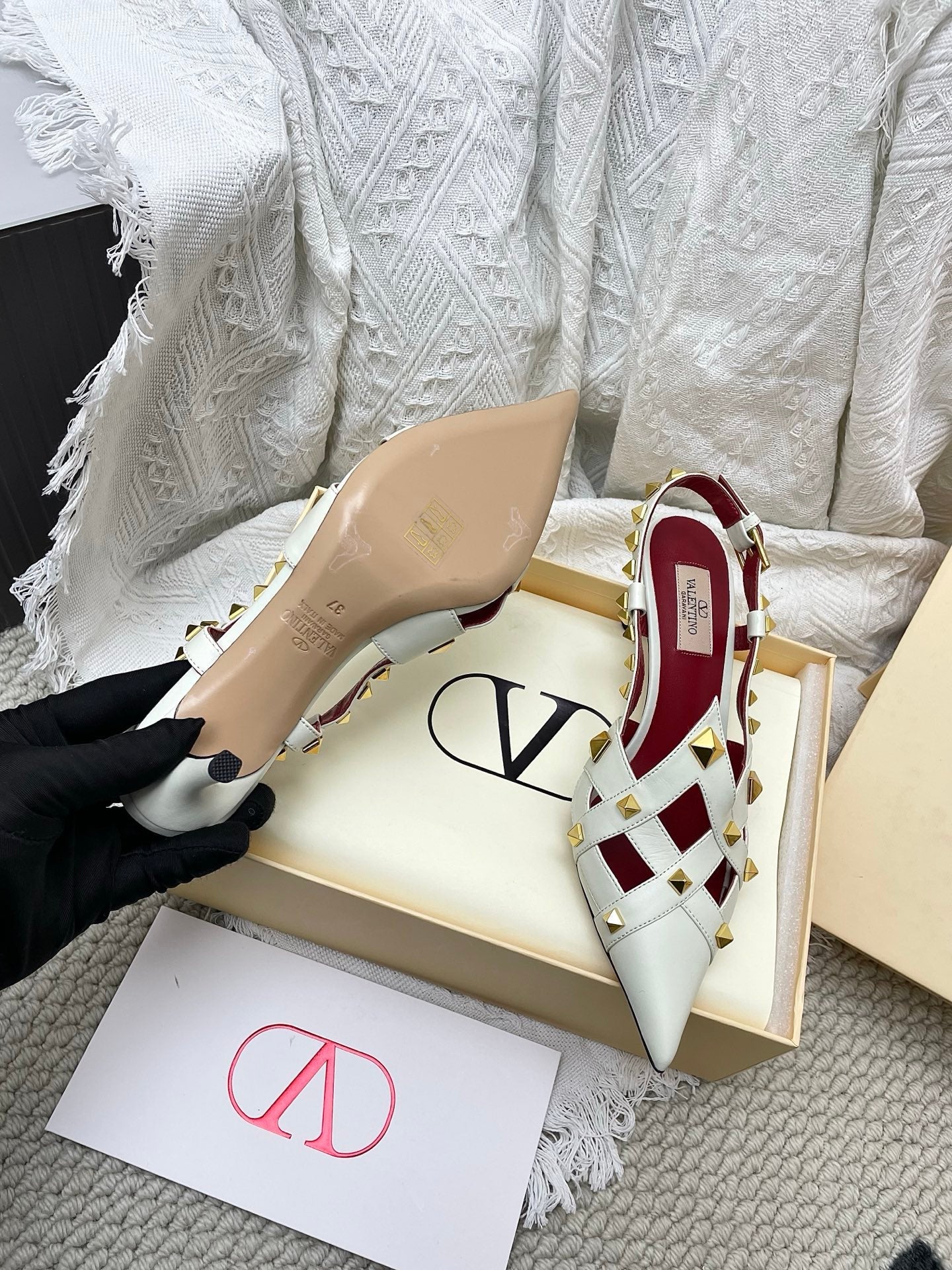 VT 26s Slingback 60 White Burgundy Lambskin 611369