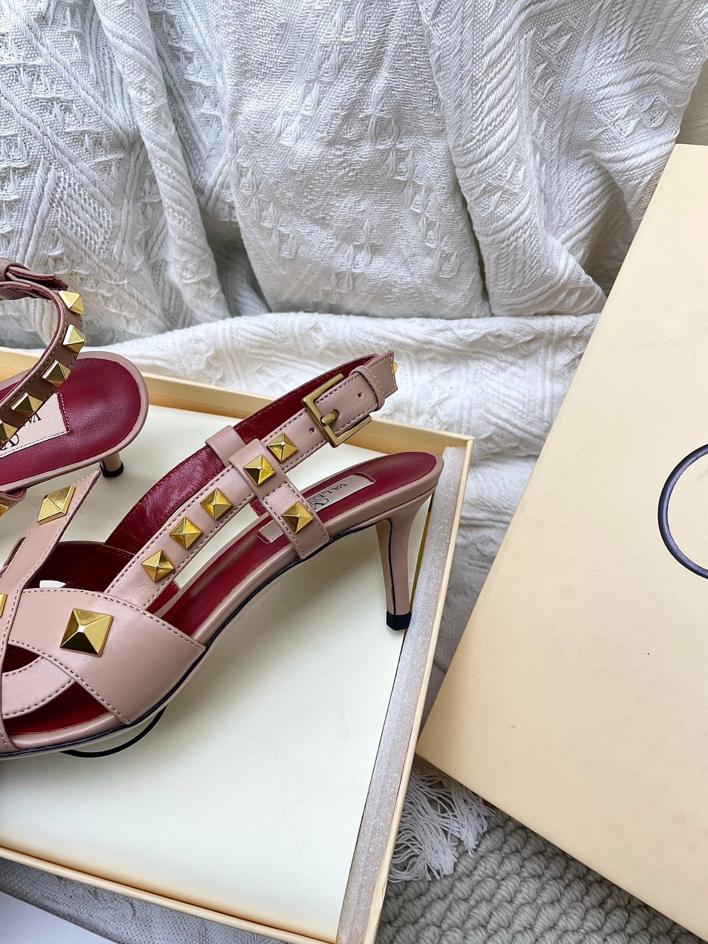 VT 26s Slingback 60 Dark Beige Burgundy Lambskin 611370