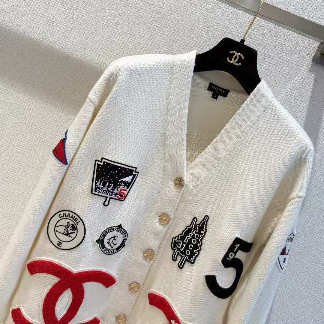 Chanel 2026 Cardigan White Mix Colors Wool