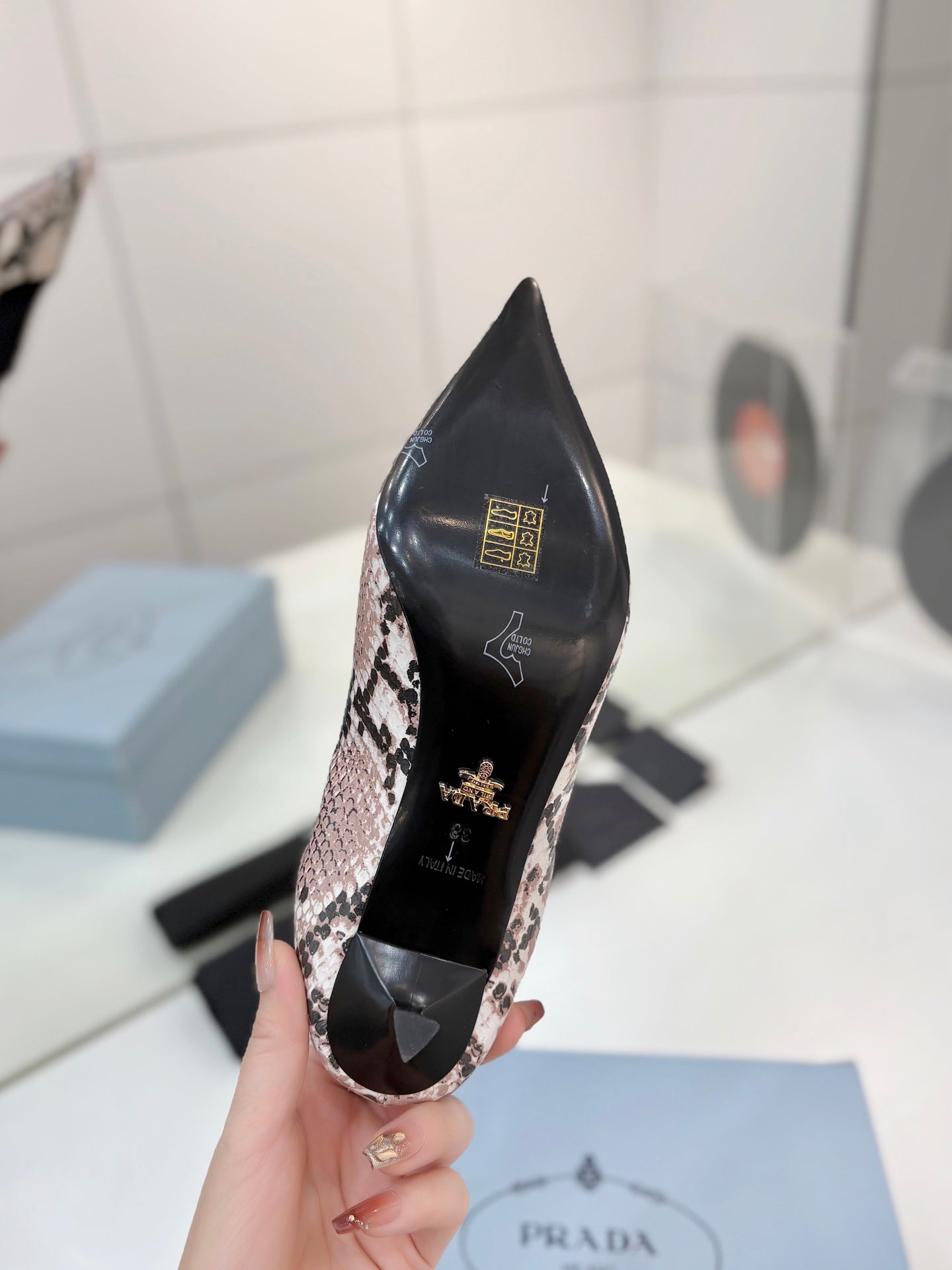 PRA 26S Pointed Toe High Heels 55 Black Light Pink Snakeskin 627126