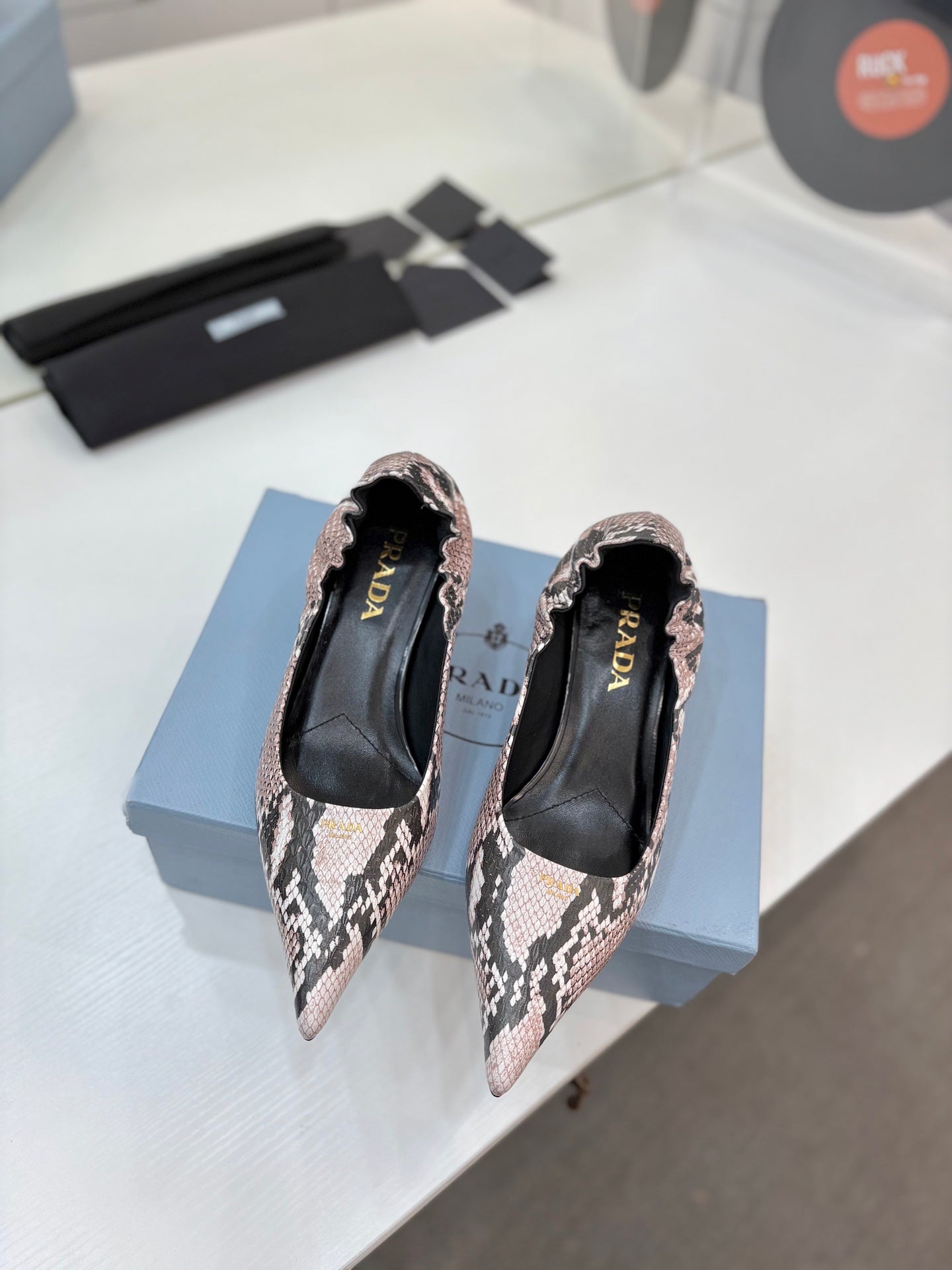 PRA 26S Pointed Toe High Heels 55 Black Light Pink Snakeskin 627126