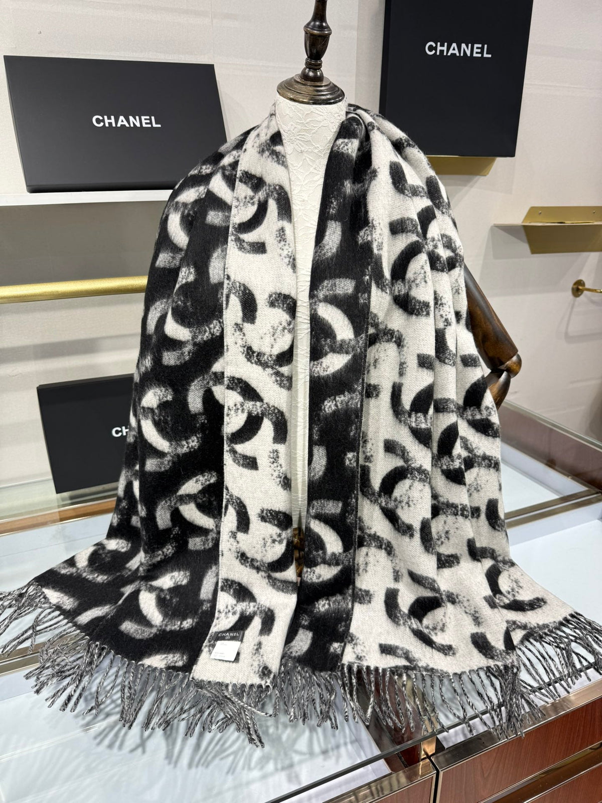 Chanel 2026 Monogram Scarf 200cm Black Cashmere 195606