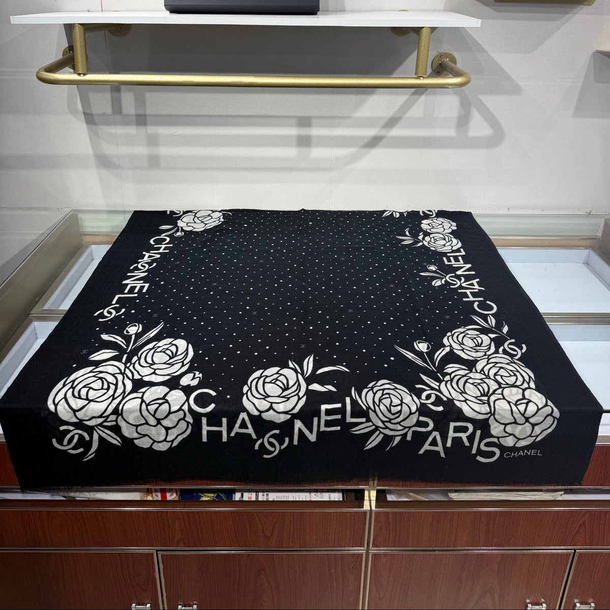 Chanel 2026 Polka-Dot Motifs Scarf 200cm Cashmere 213281