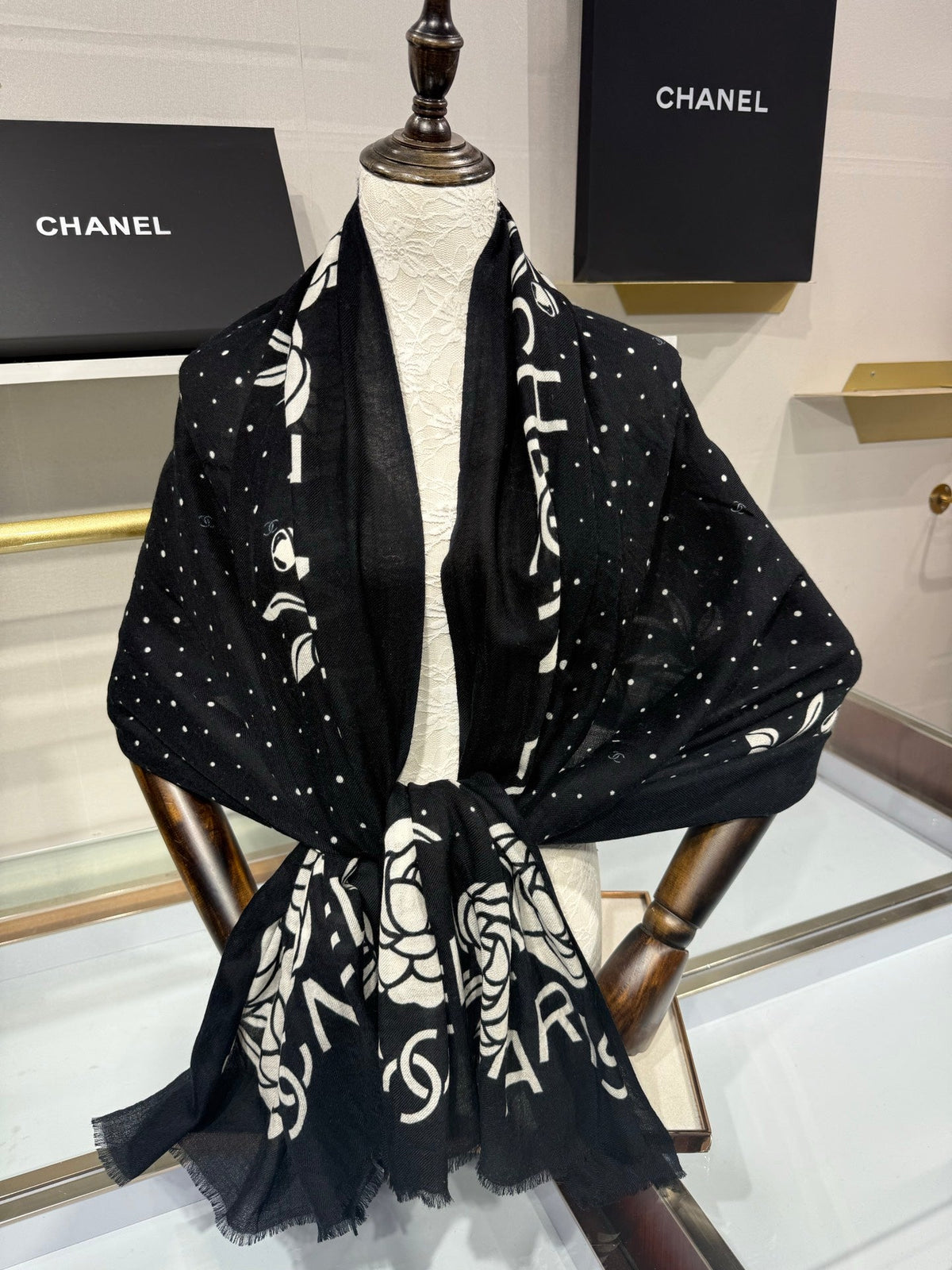 Chanel 2026 Polka-Dot Motifs Scarf 200cm Cashmere 213281