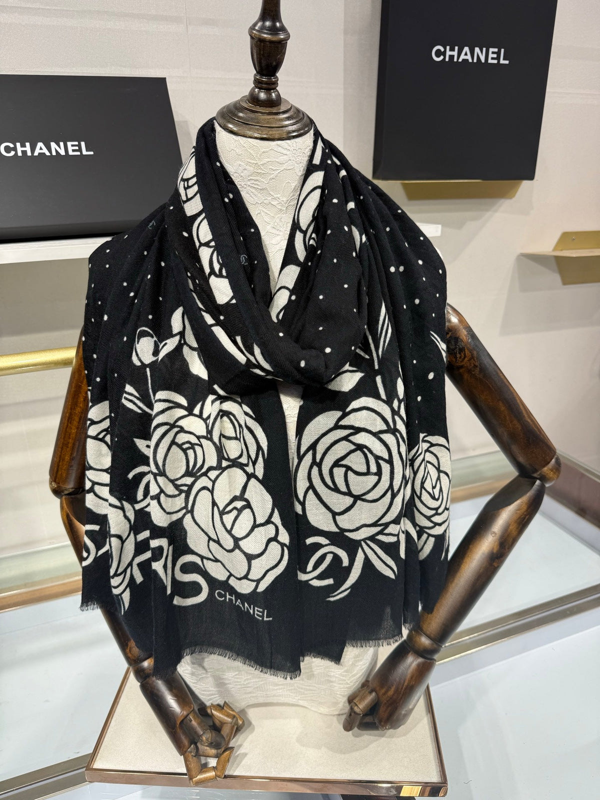 Chanel 2026 Polka-Dot Motifs Scarf 200cm Cashmere 213281