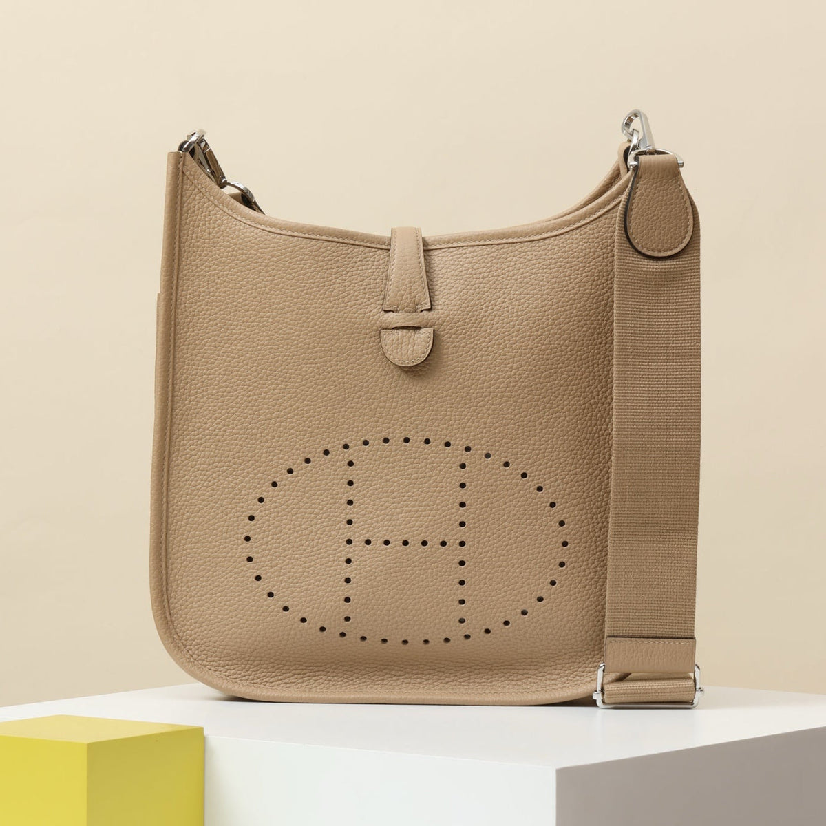 High-end Hermes 2026 Evelyne 30cm Clemence Calfskin