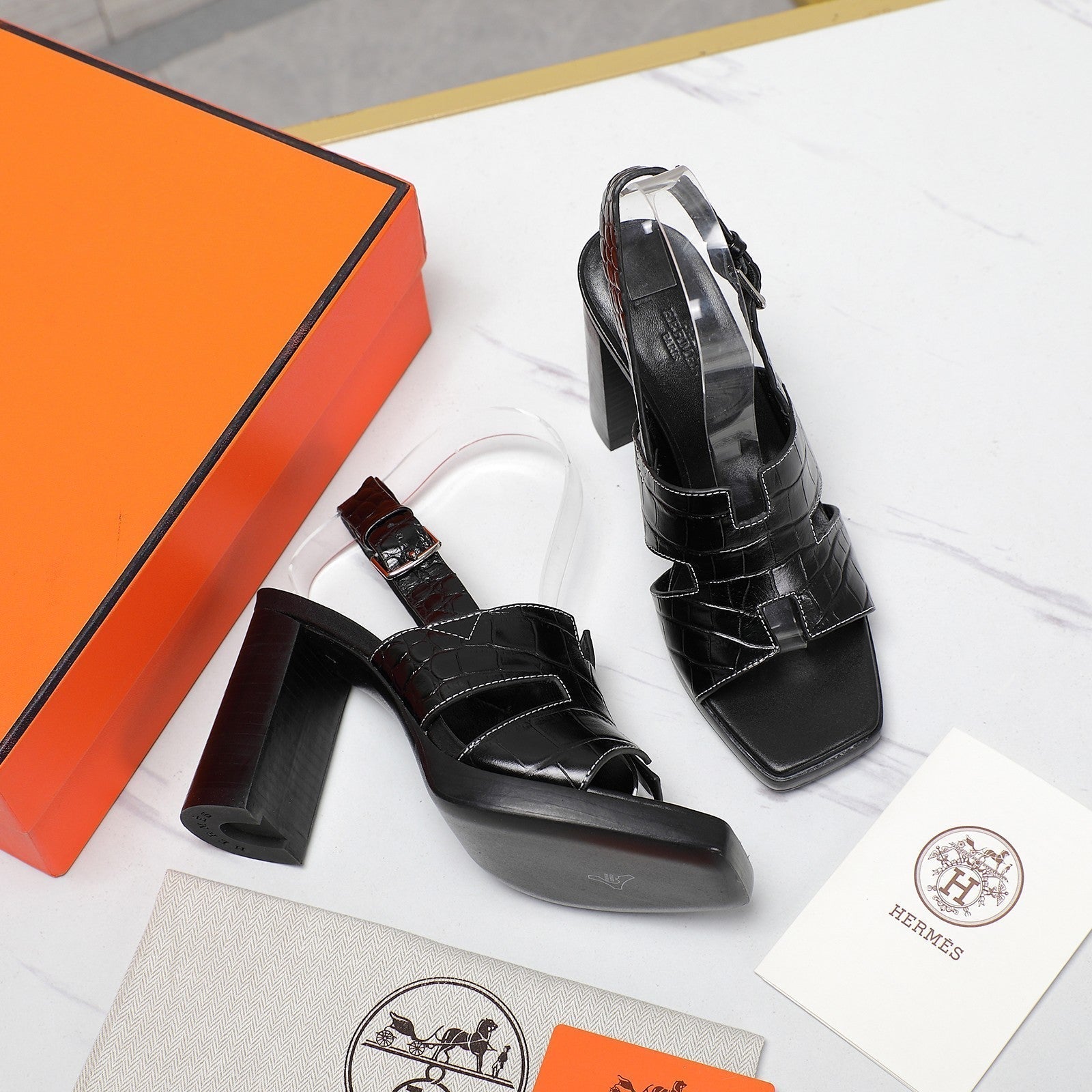 ERIS 95 SANDAL BLACK CALFSKIN PATTERNED