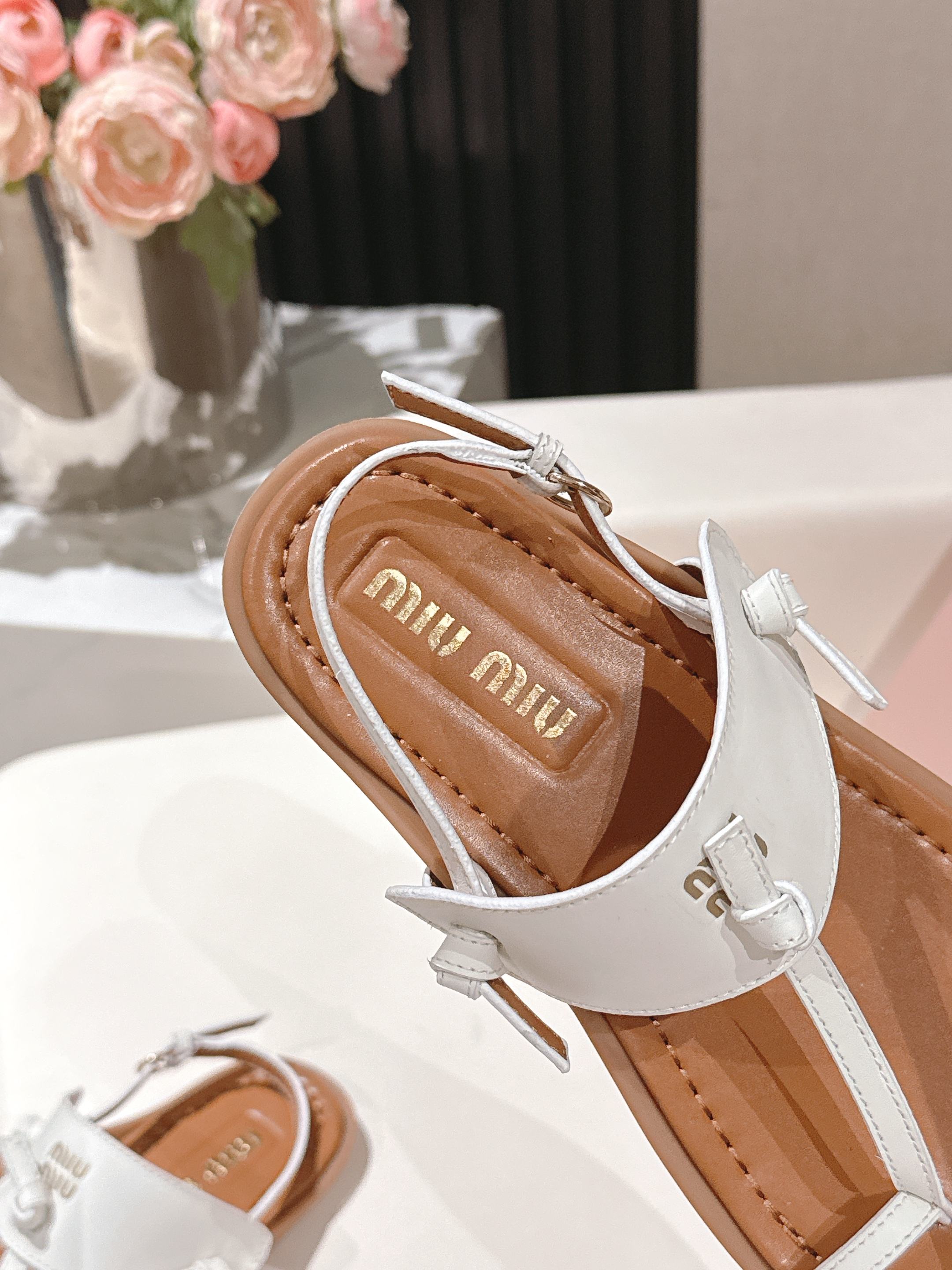 Miu Miu 2026 Sandal with Strap Brown White Leather 620679