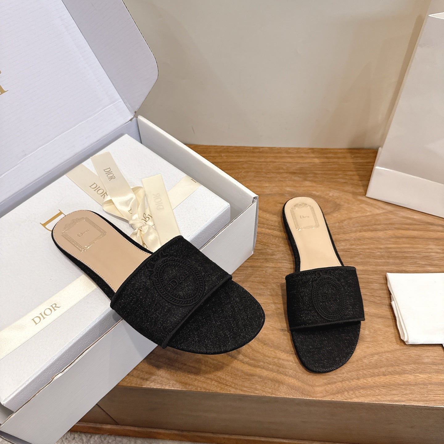 Dior 2026 Medaillon Slide Sandal Denim Leather 911151