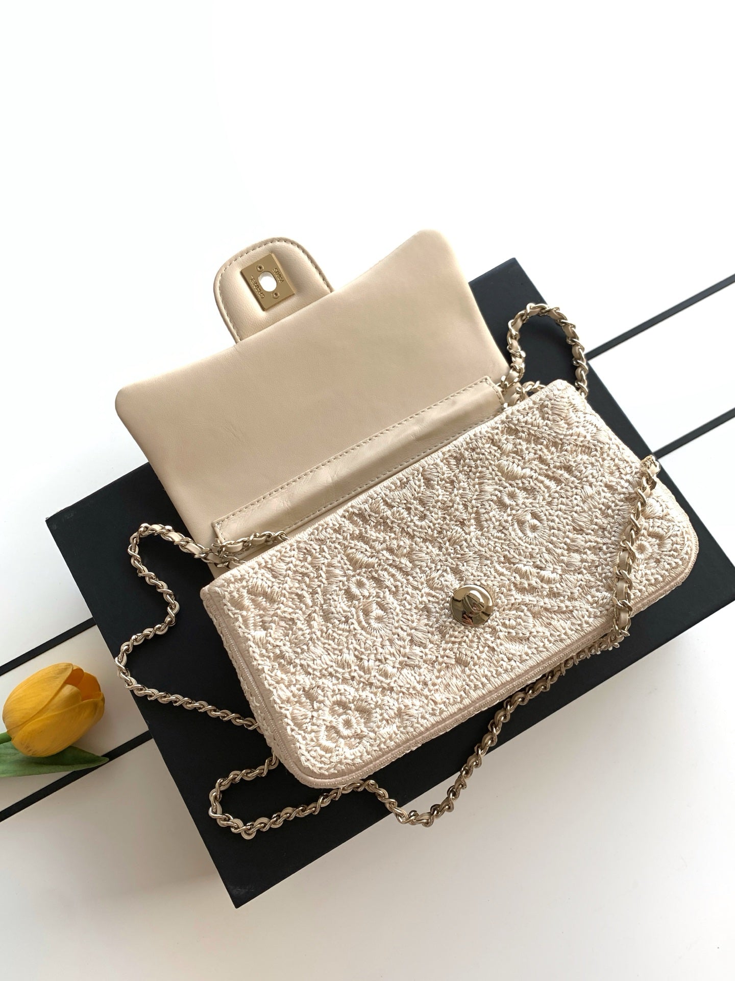 Chanel 2026 Crochet Bag 21cm Wool Leather 292266
