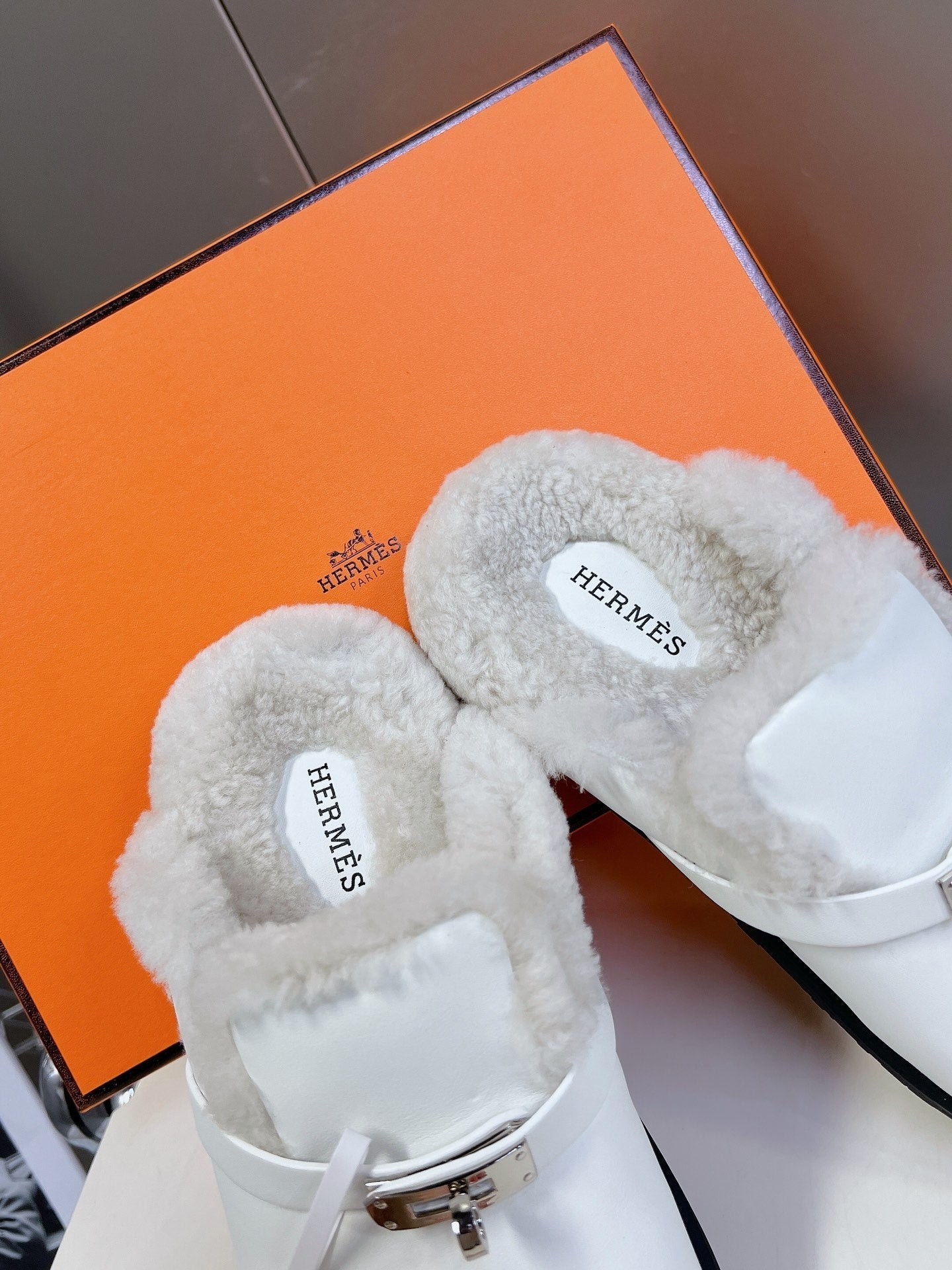 OZ Mule White Calfskin Shearling