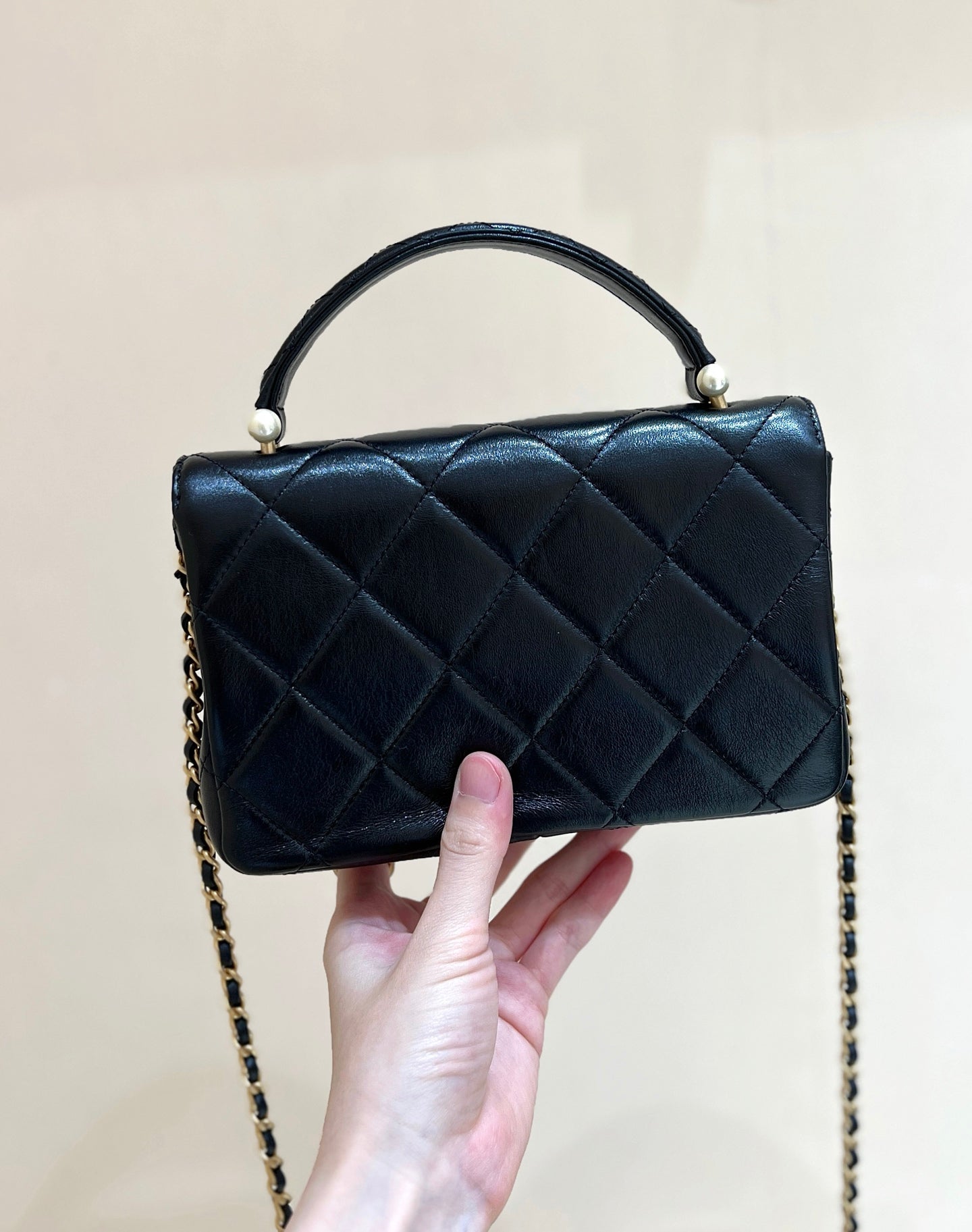 Chanel 2026 Pearl Handle Bag 20cm Black Lambskin 290311