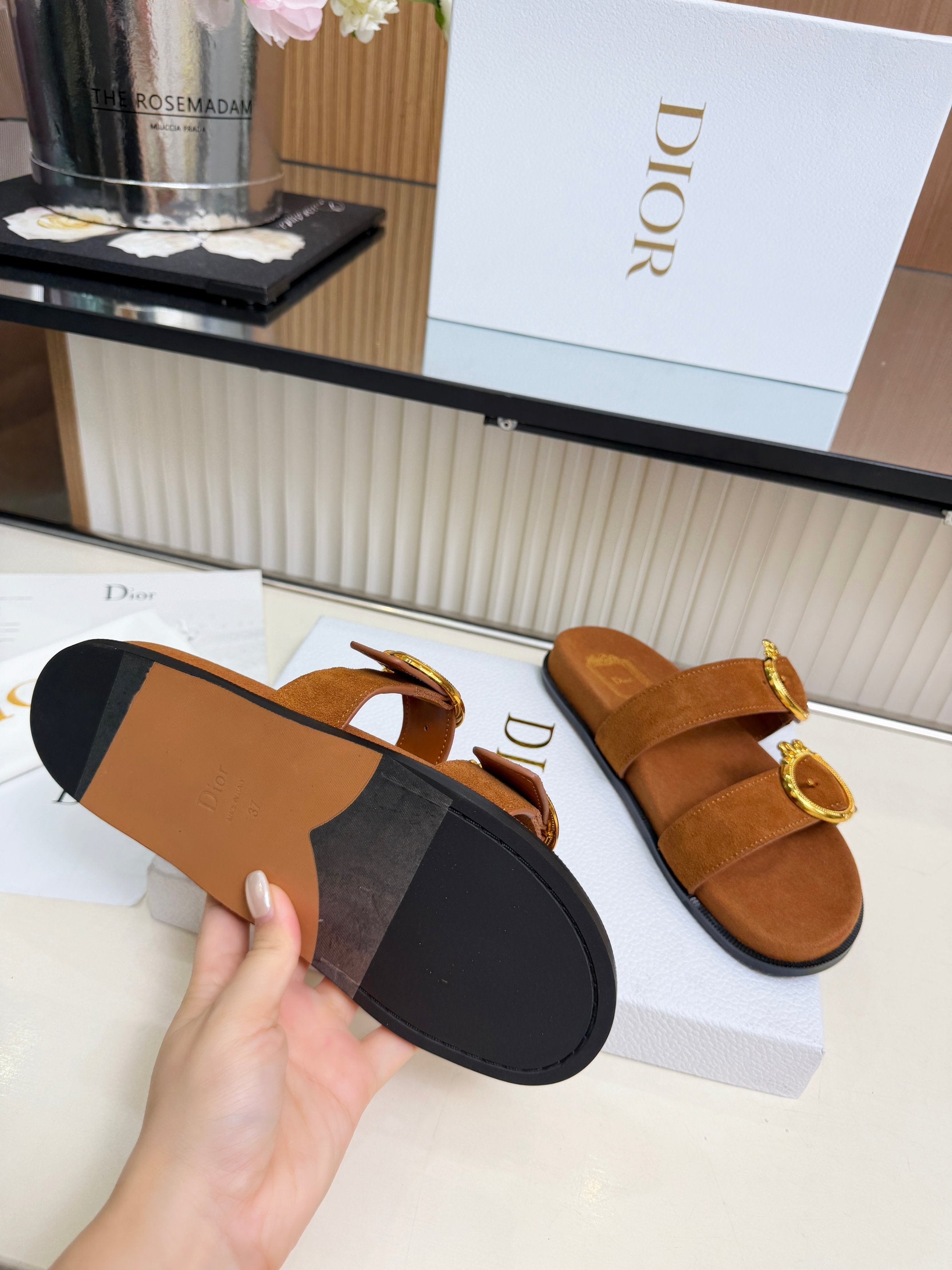 Dior 2026 Medaillon Buckle Slide Brown Suede 981761