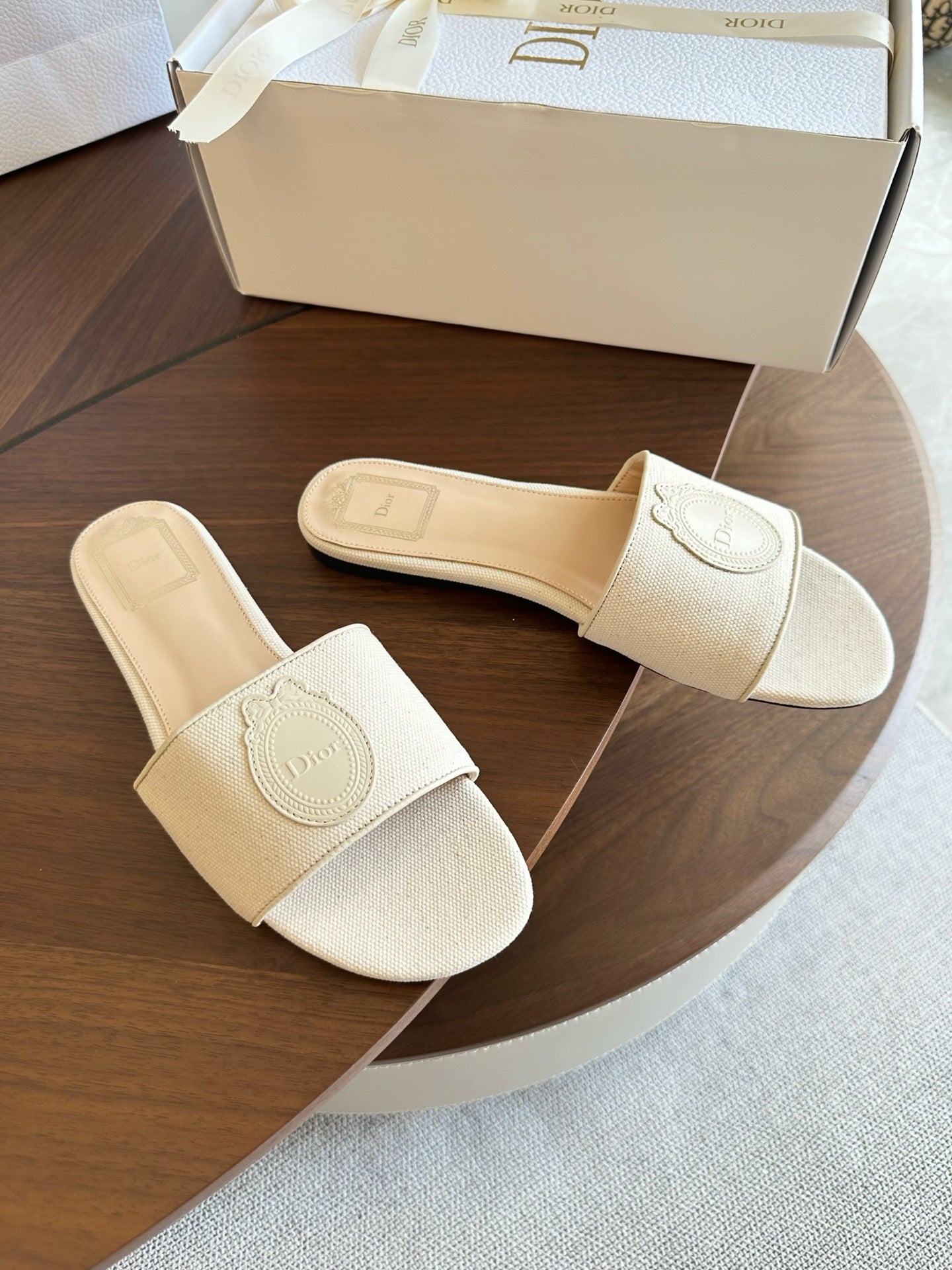 Dior 2026 Medaillon Logo Sandal Canvas Leather 922436